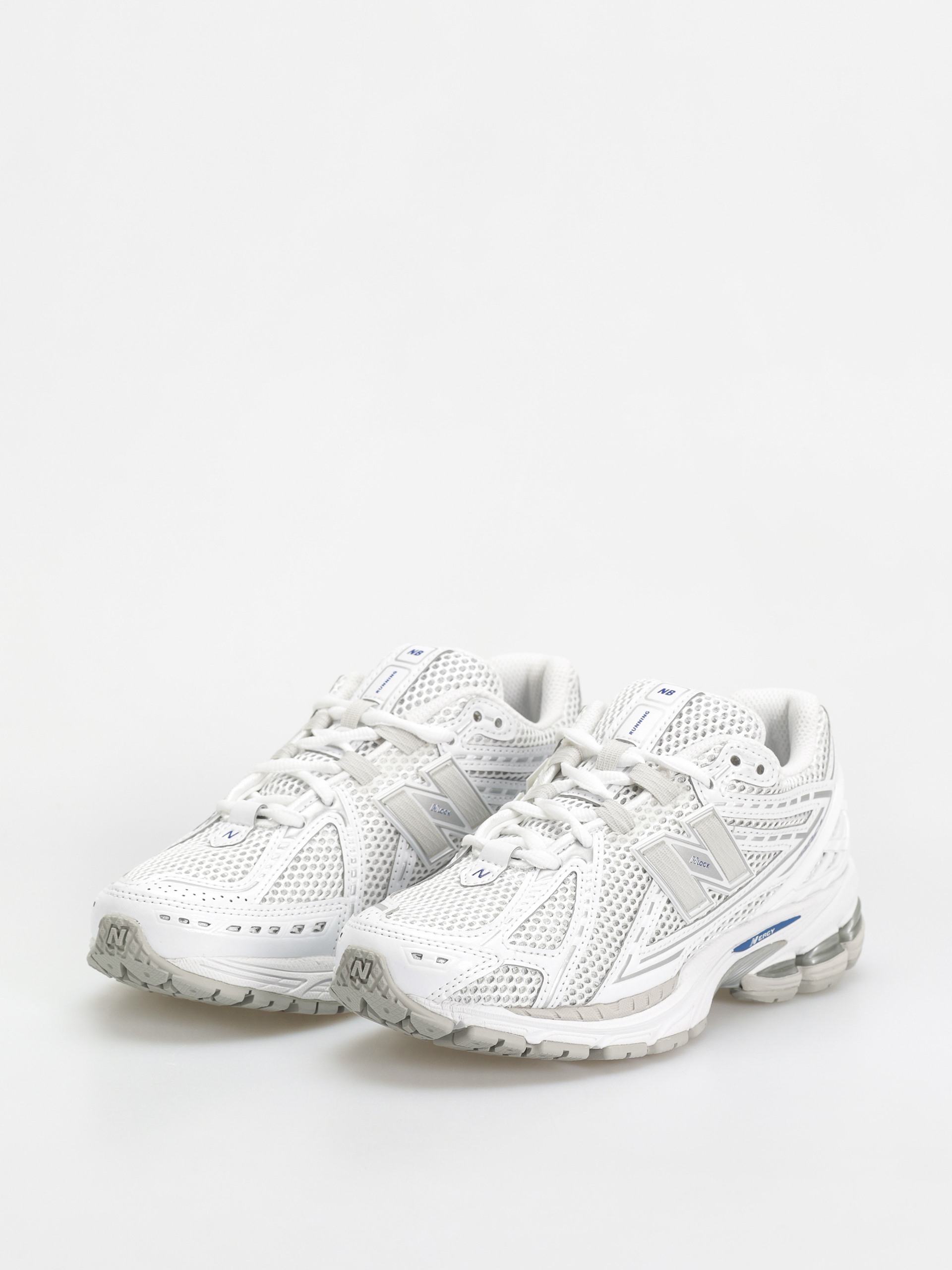 New Balance 1906 Shoes (white)