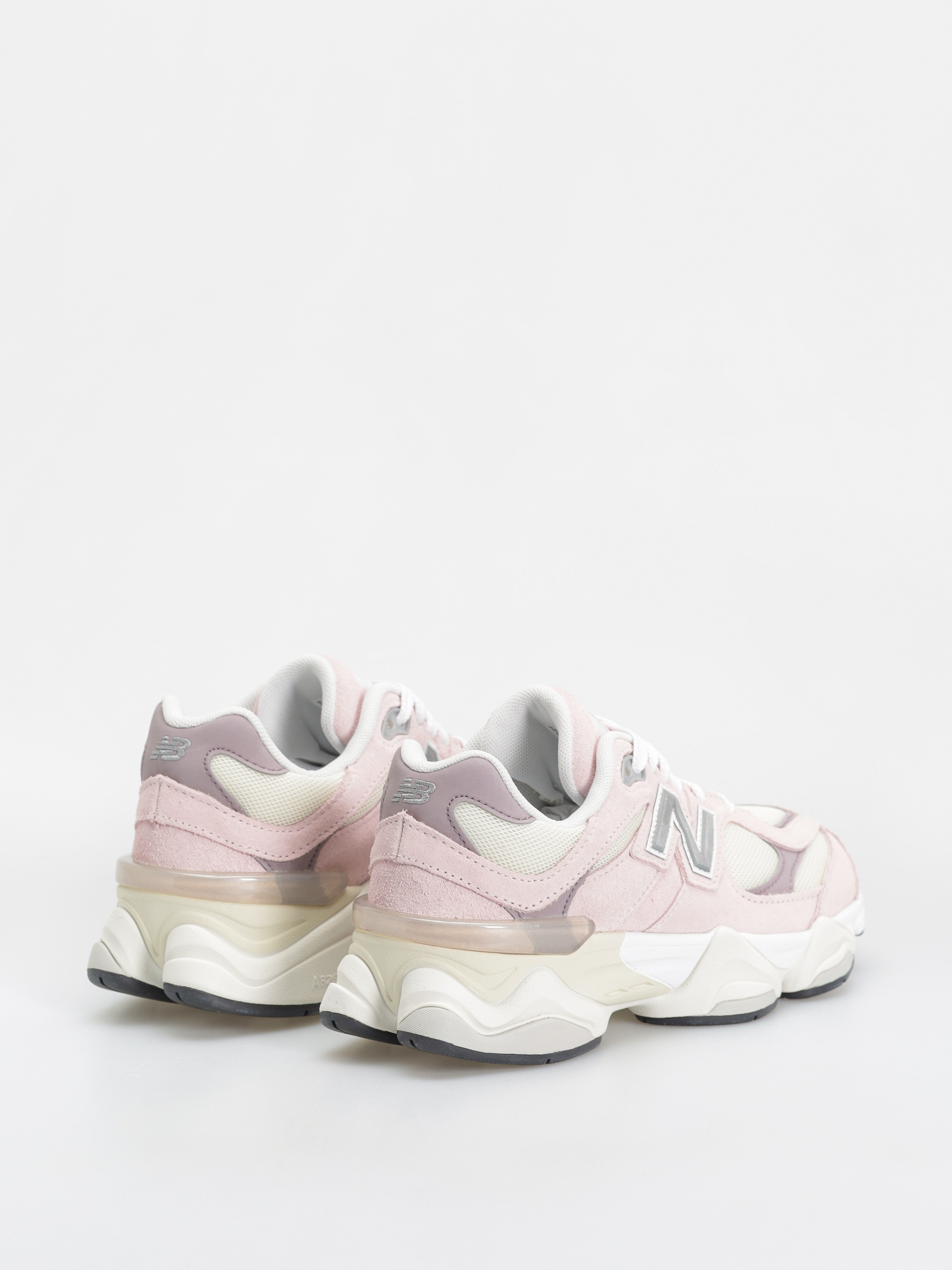 New Balance 9060 JR Shoes (rose sugar)