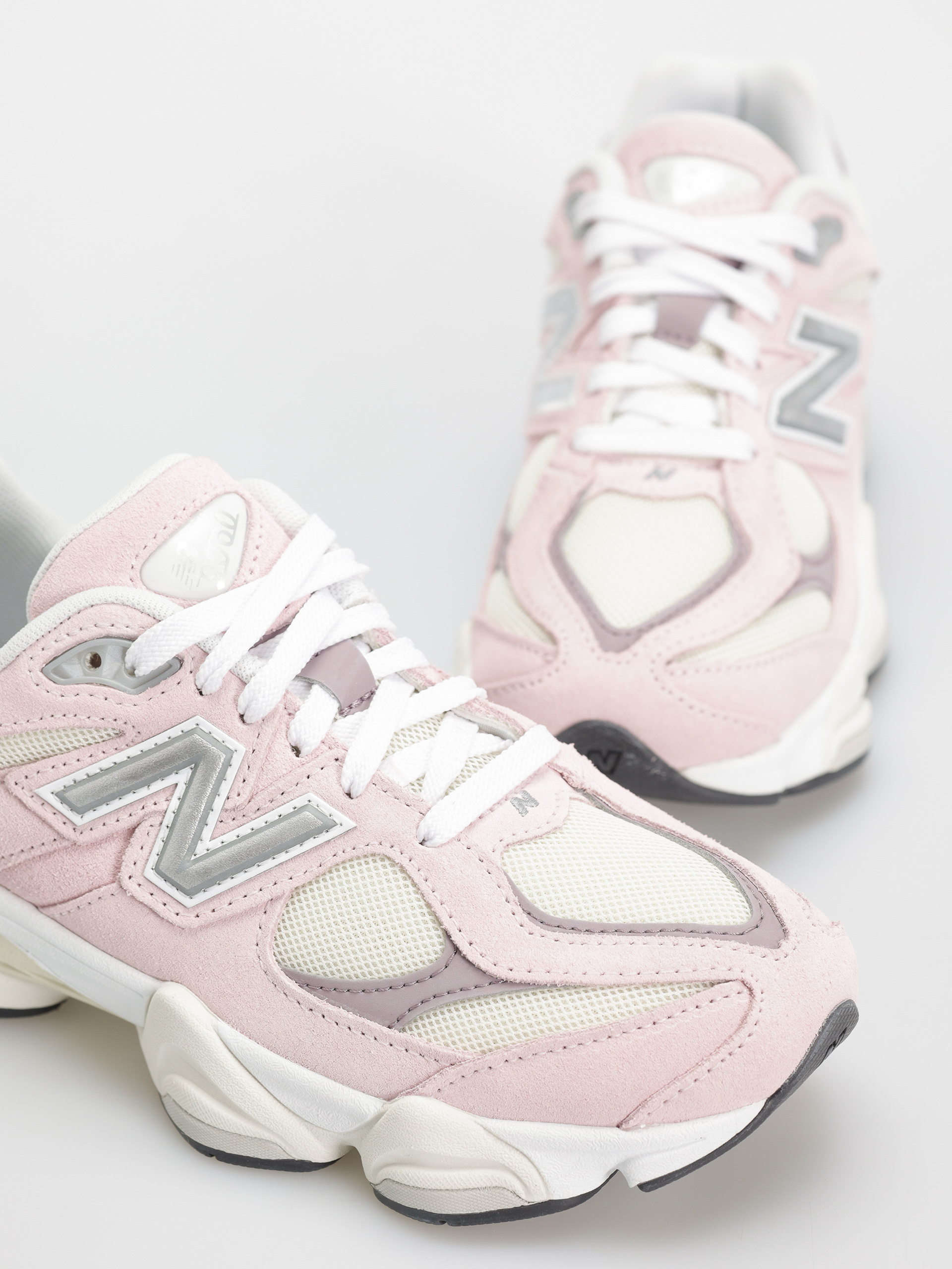 New Balance 9060 JR Schuhe (rose sugar)