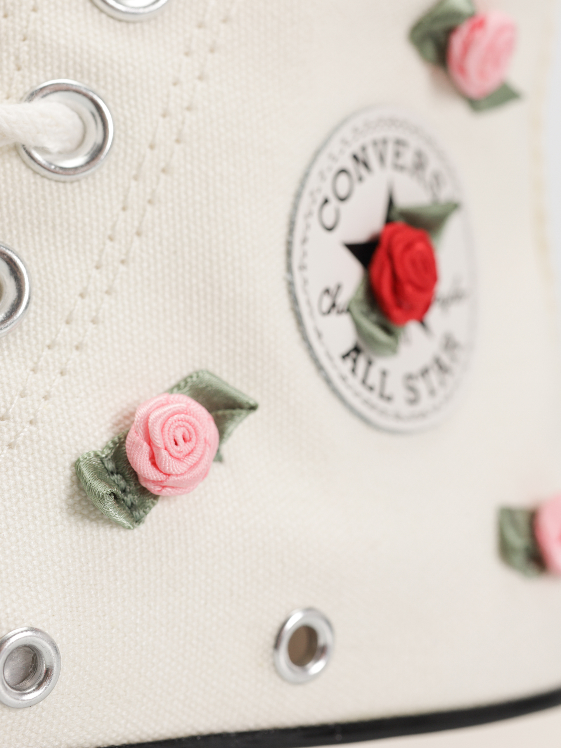 Converse Chuck 70 Hi Chucks (egret/red/lt jellyfish jitter)