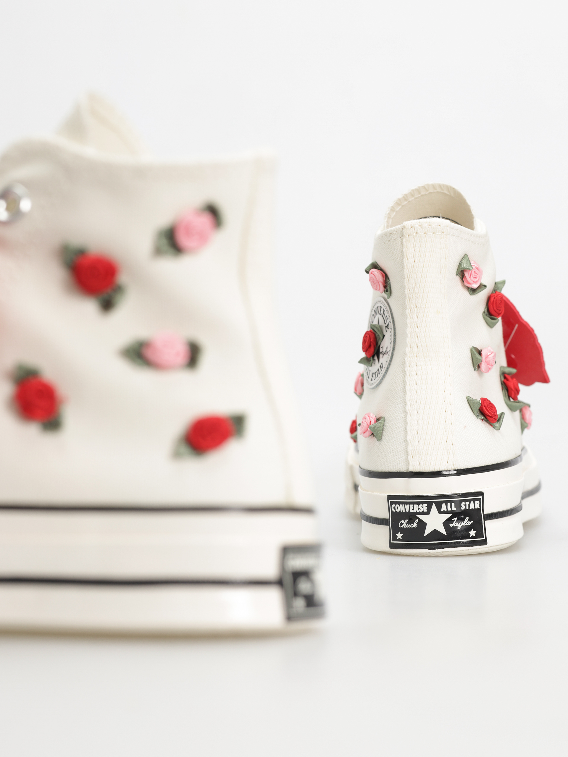 Converse Chuck 70 Hi Chucks (egret/red/lt jellyfish jitter)