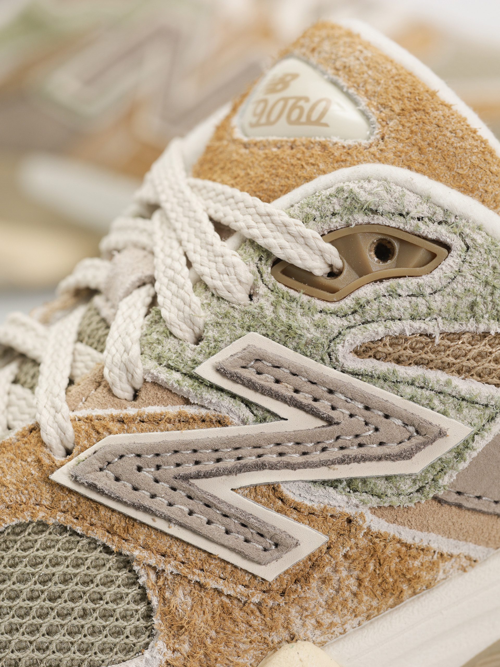 New Balance 9060 Shoes (olivine)