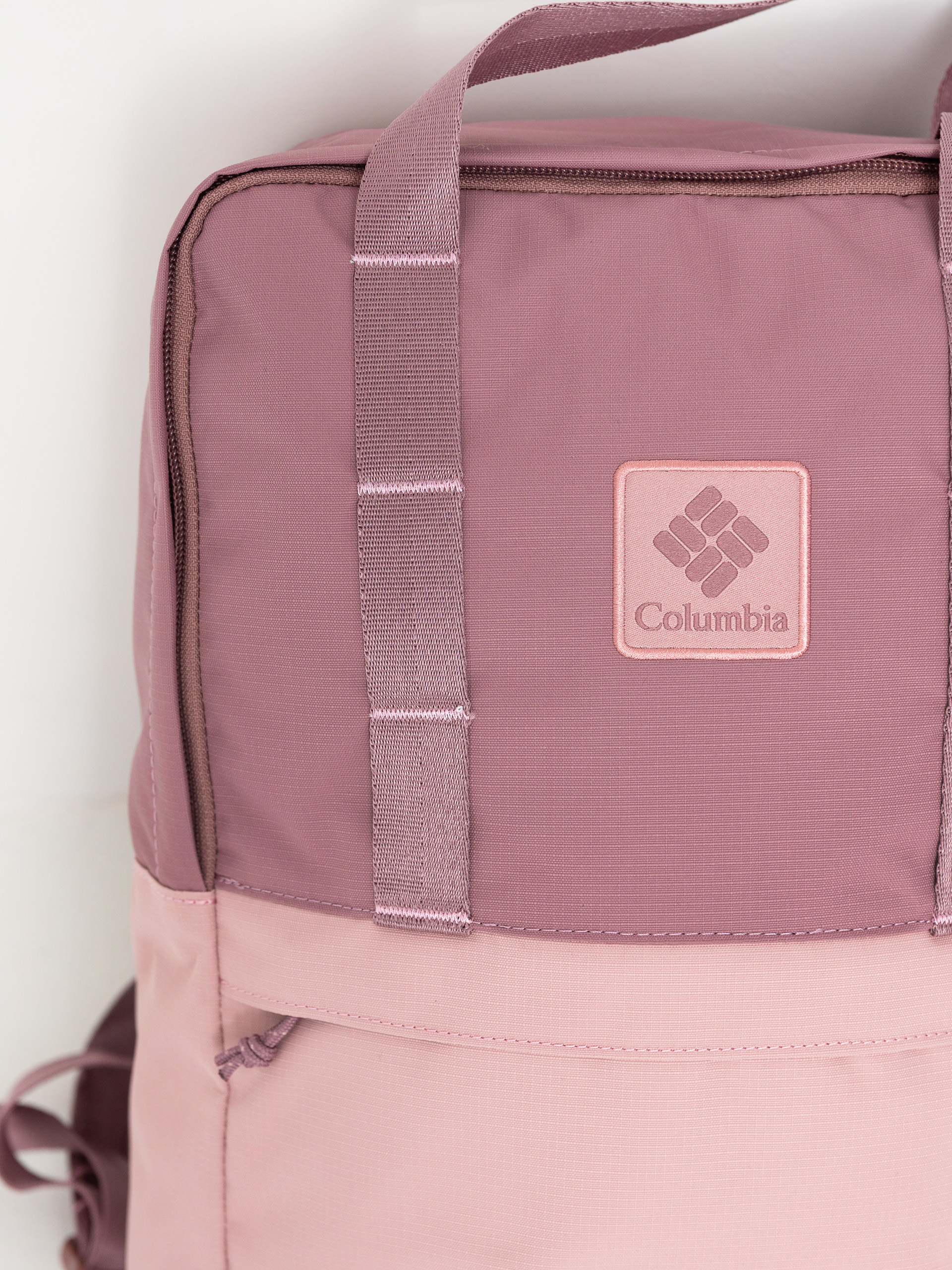 Columbia Rucksack Trail Traveler 18L (fig/eraser pin)