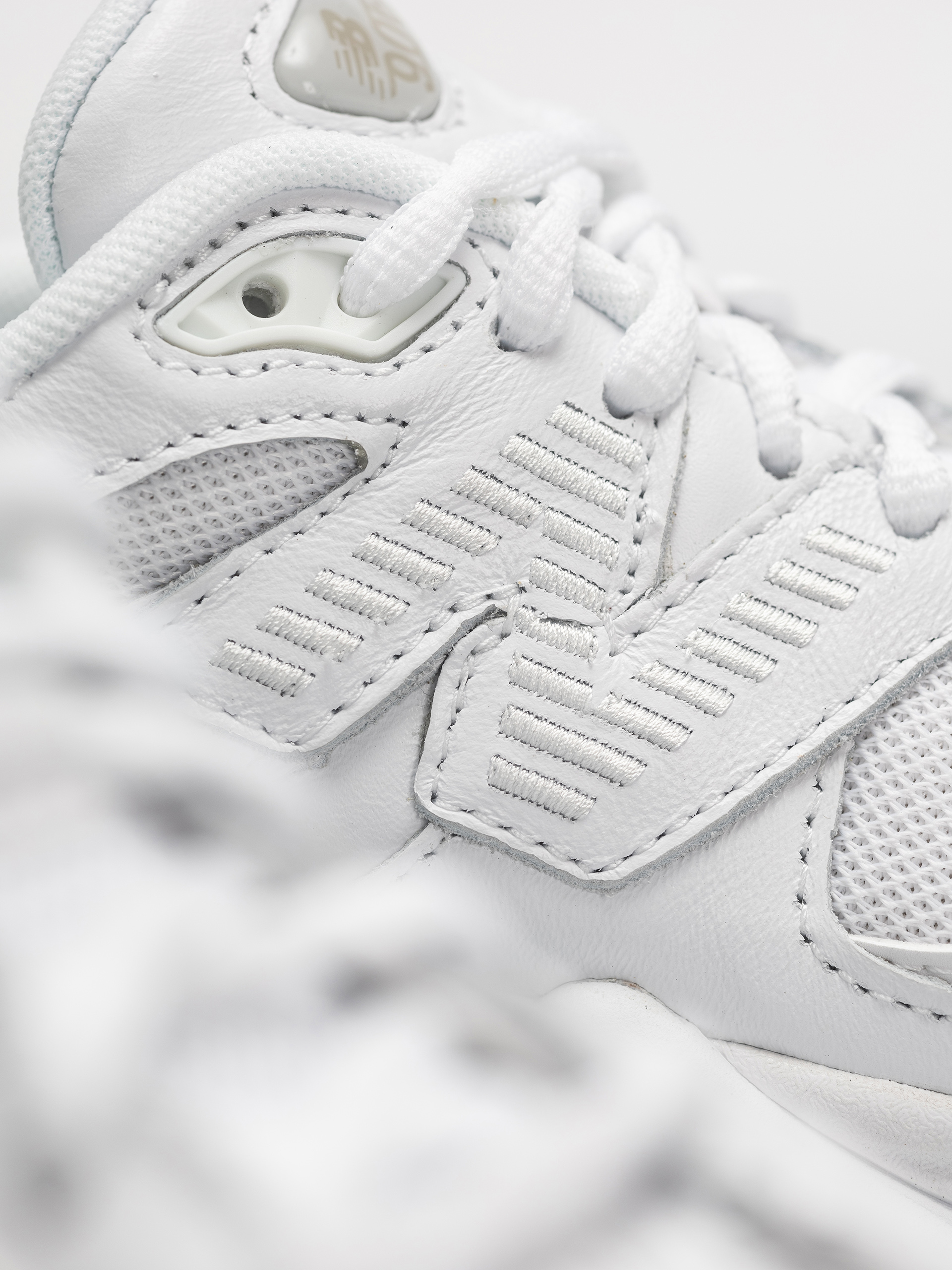 New Balance 9060 Schuhe (triple white)