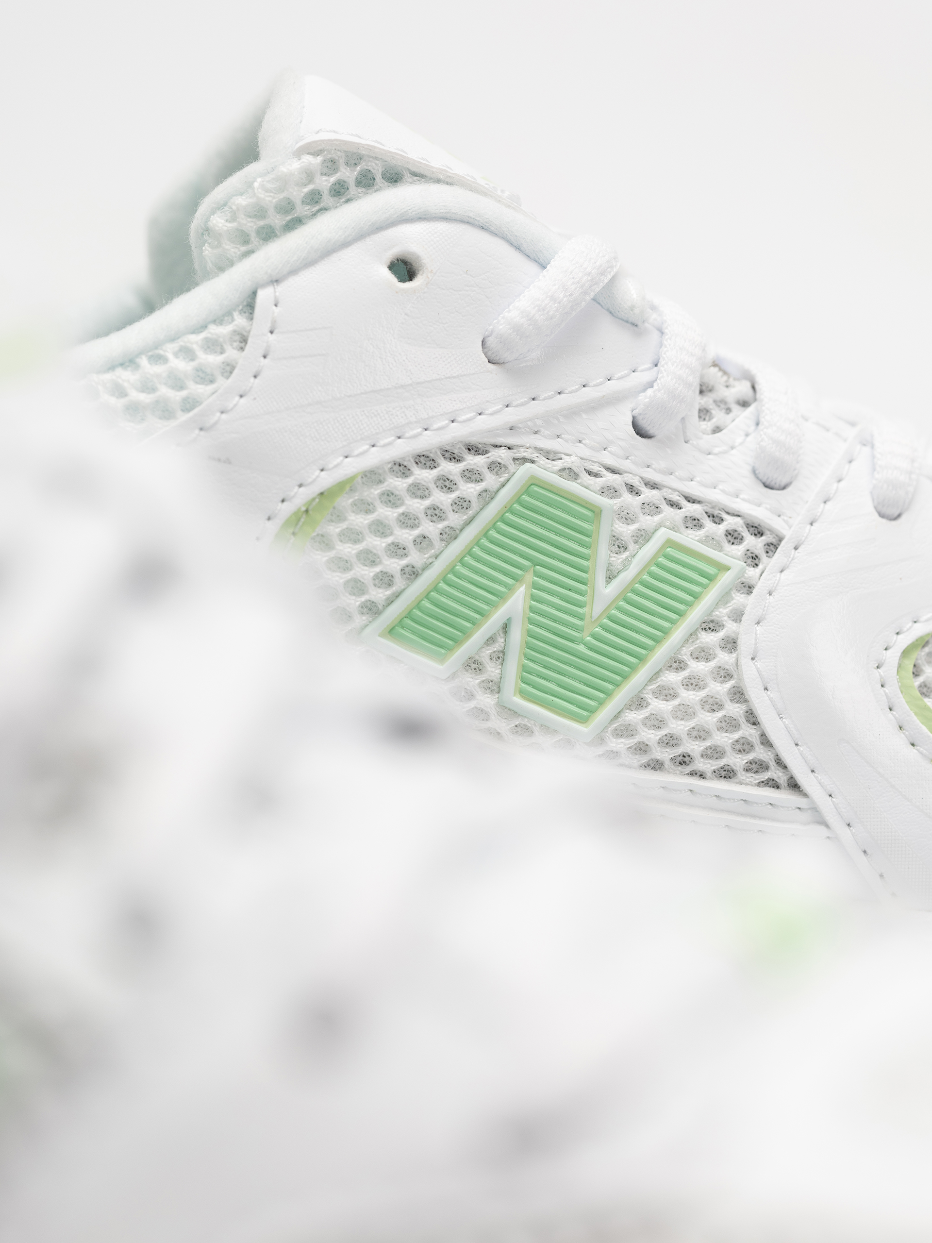 New Balance 530 JR Shoes (white)