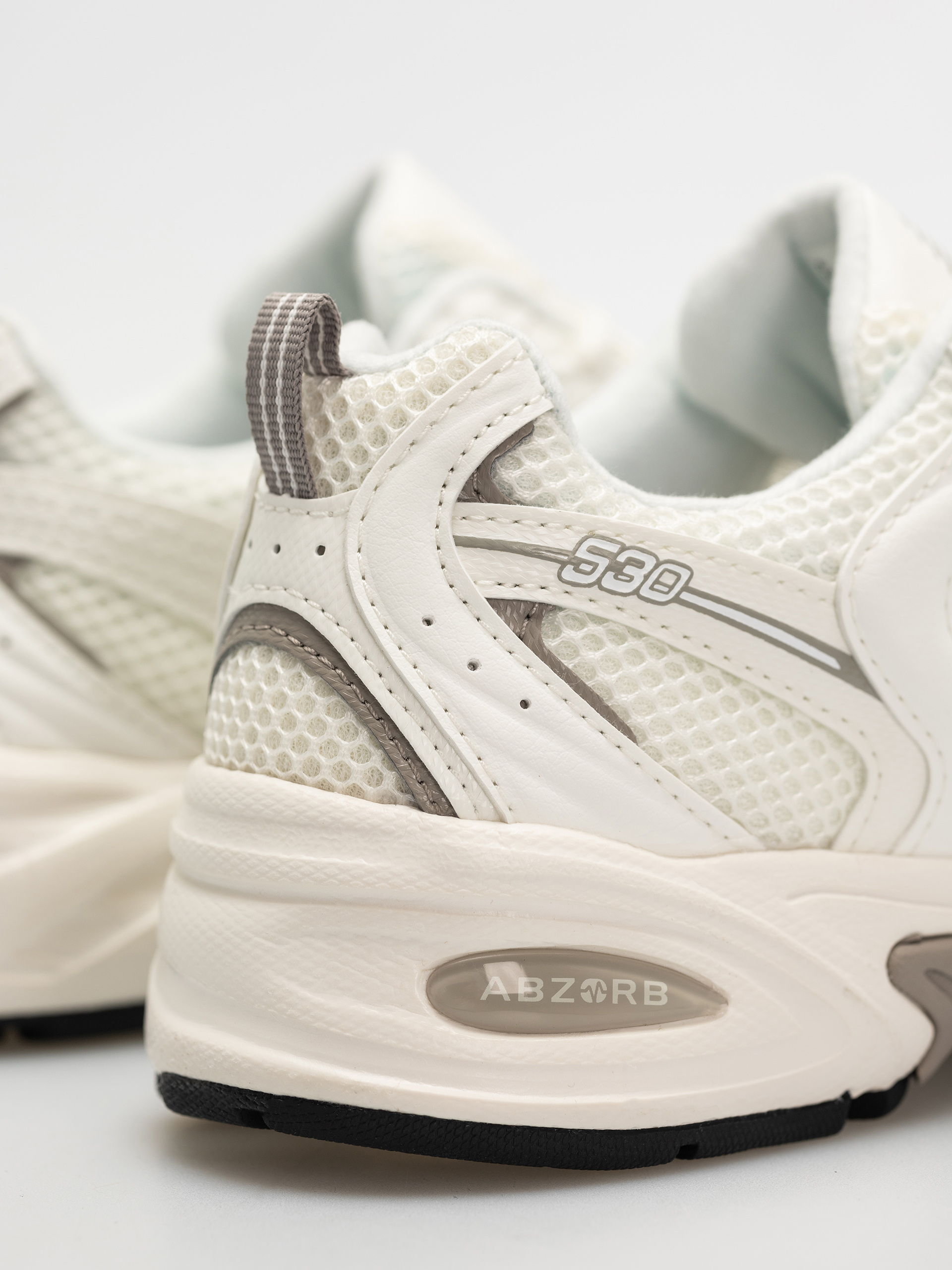 New Balance 530 Shoes (sea salt)
