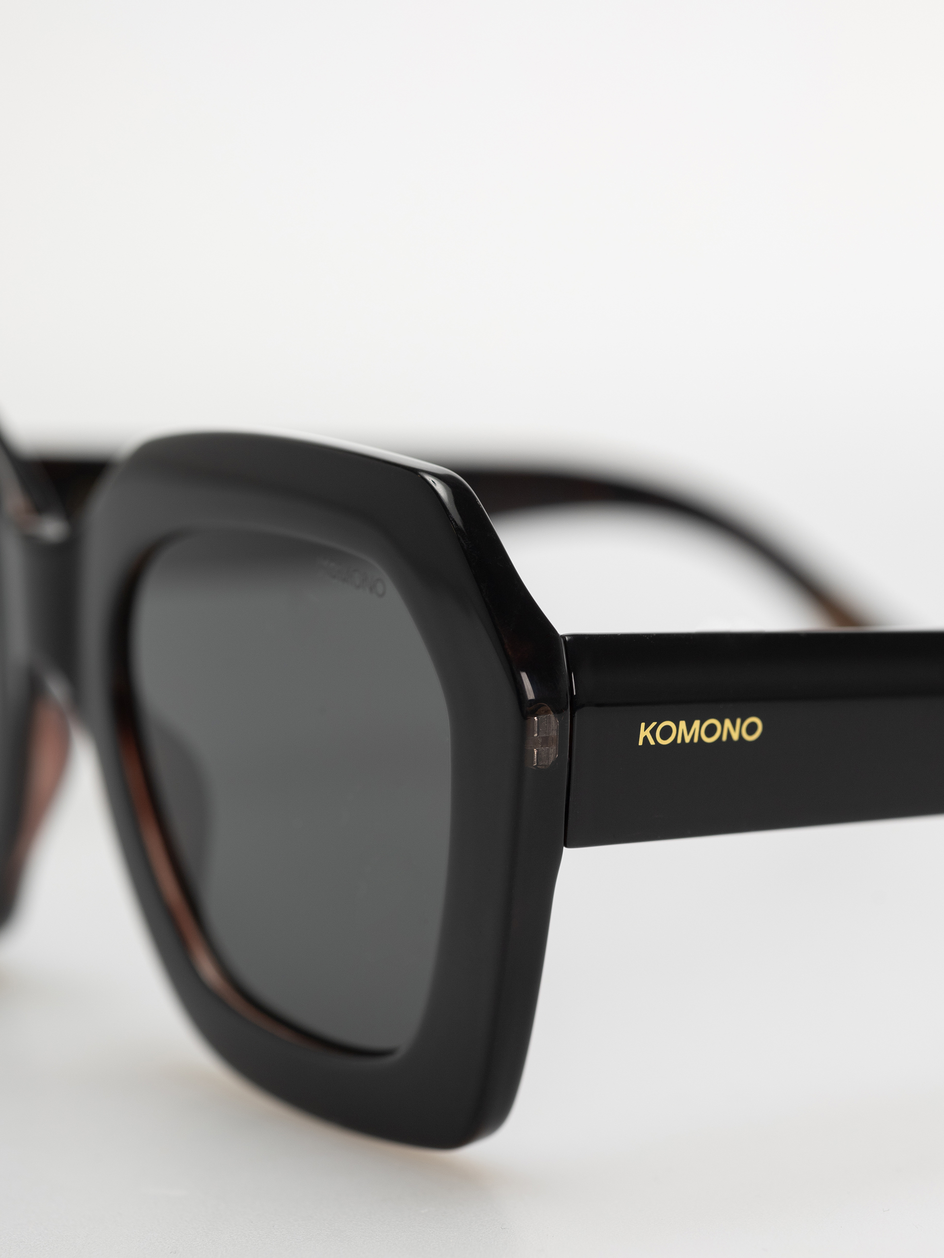 Komono Sunglasses Gwen (black tortoise)