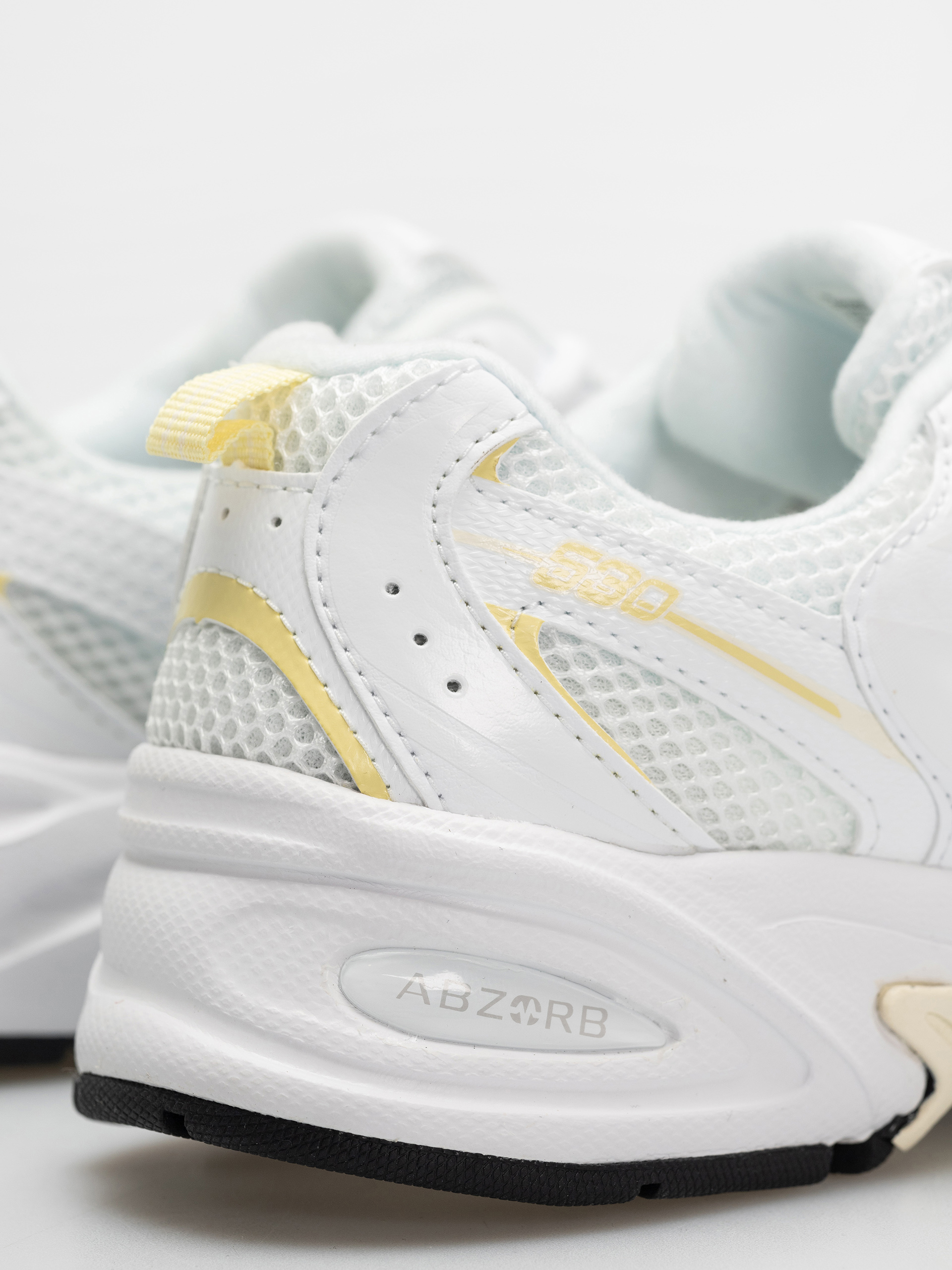 New Balance 530 JR Shoes (white)