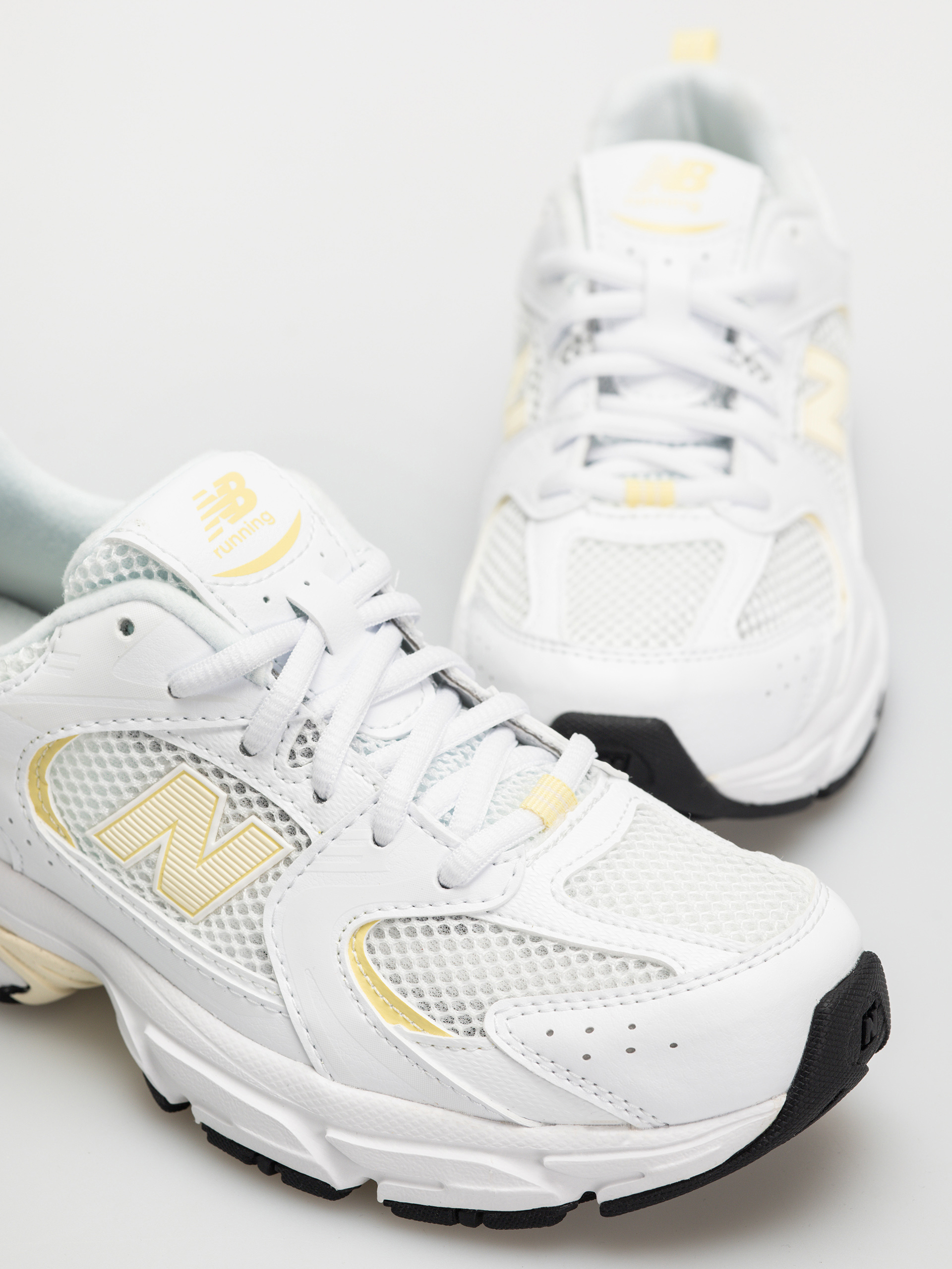 New Balance 530 JR Shoes (white)