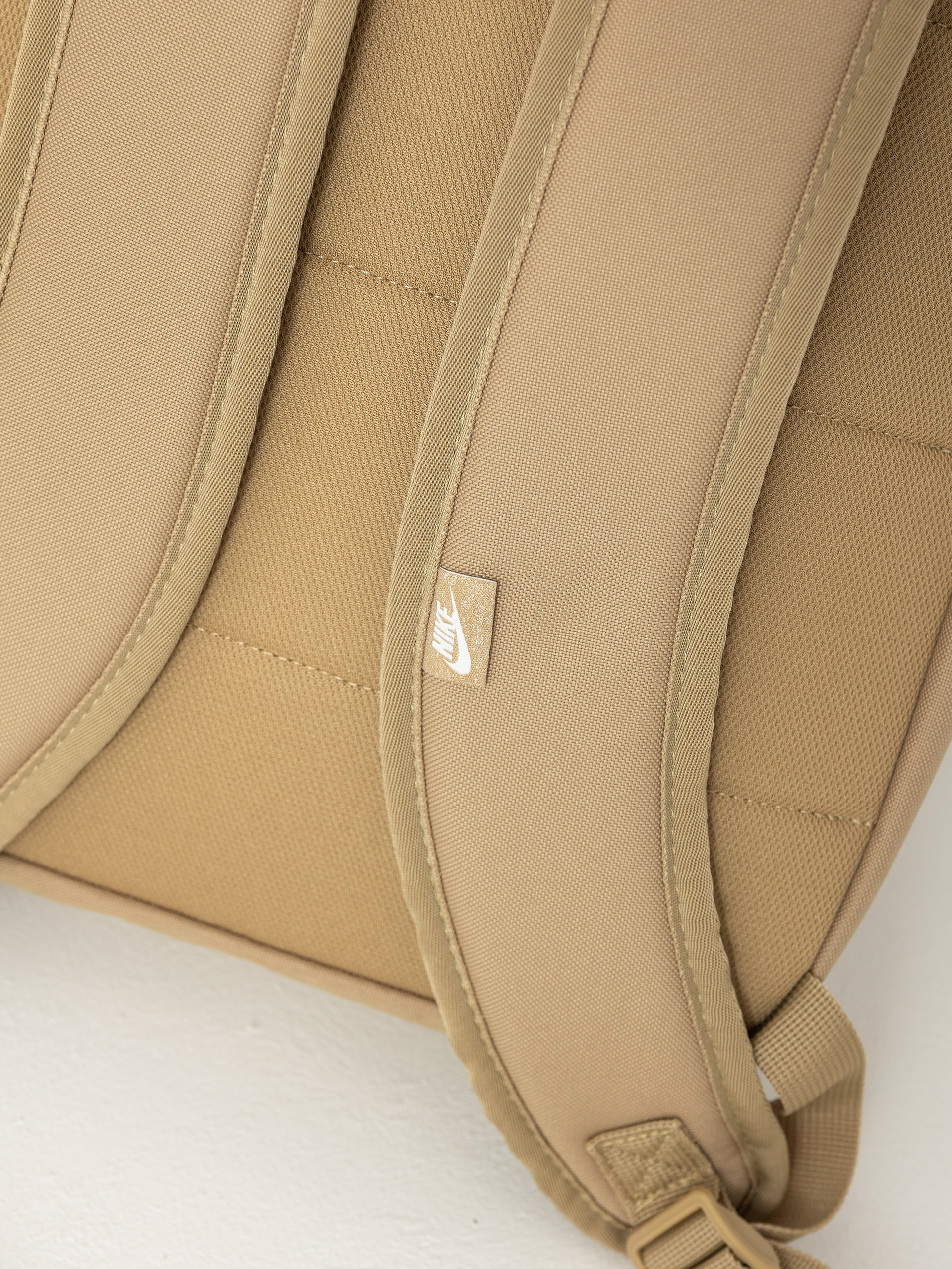 Nike SB Heritage Backpack - white (parachute beige/summit white)
