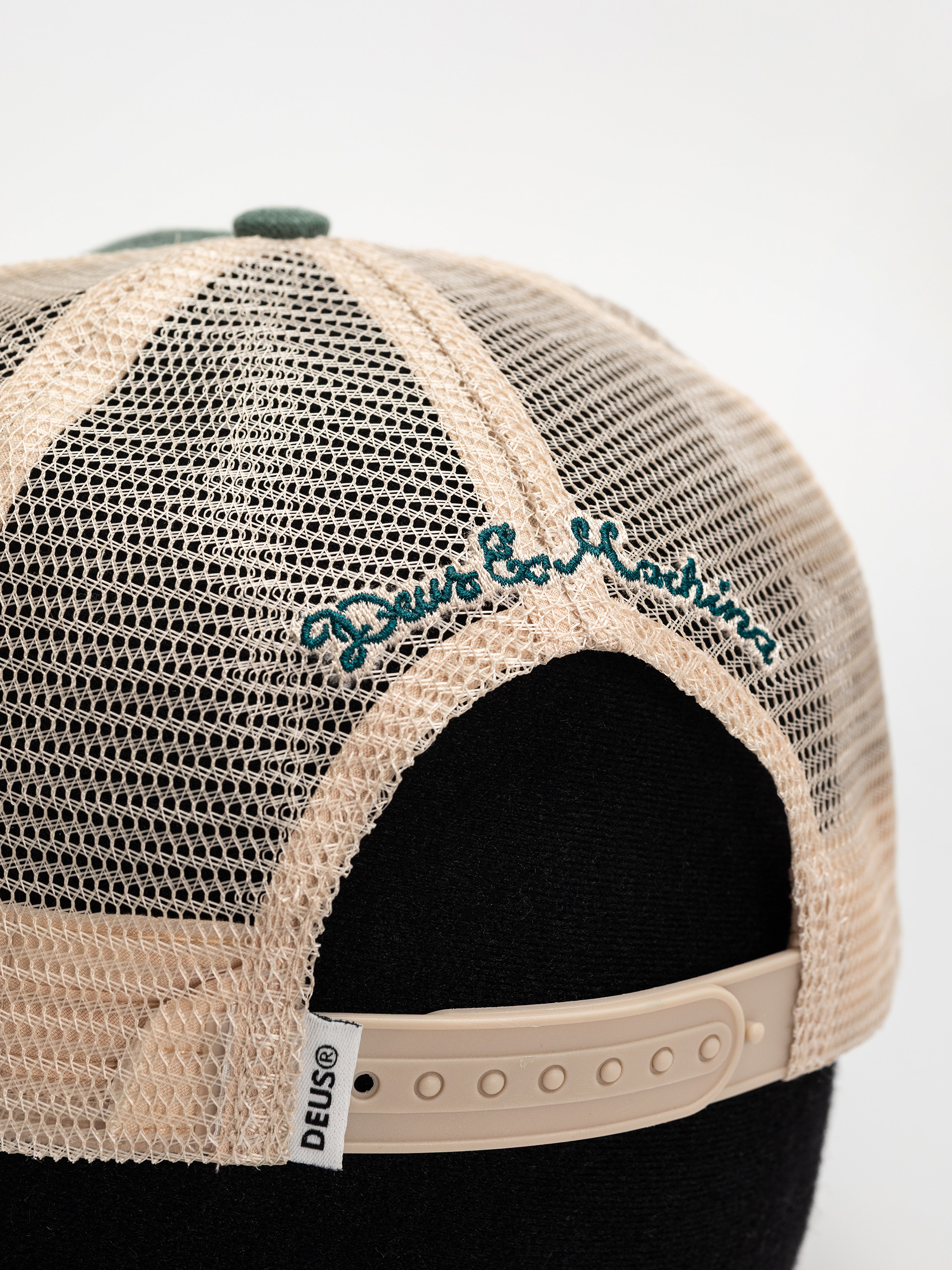 Deus Ex Machina Open Head Trucker Cap - green (bayberry)
