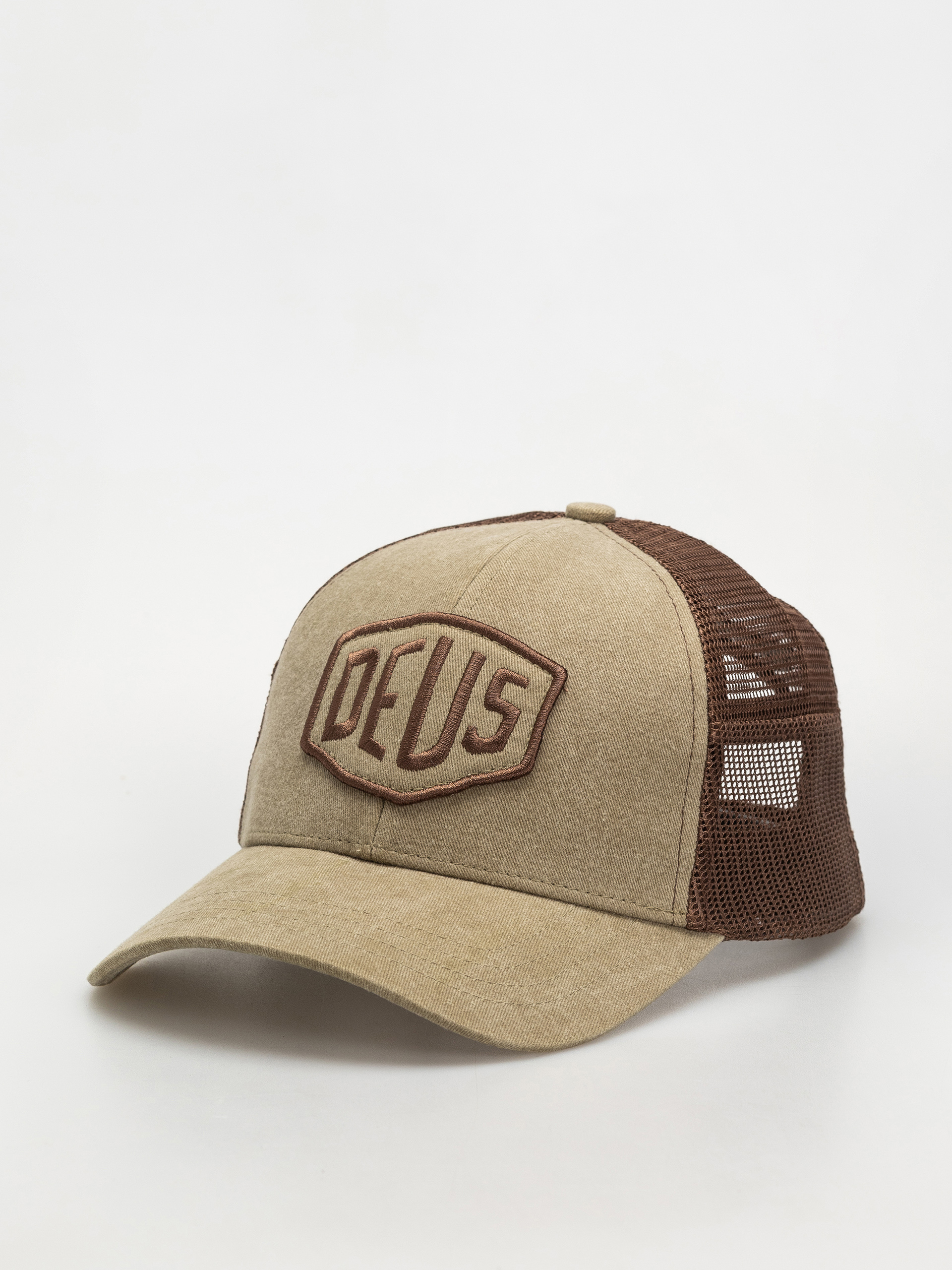 Deus Ex Machina Shield Trucker Cap (dijon)