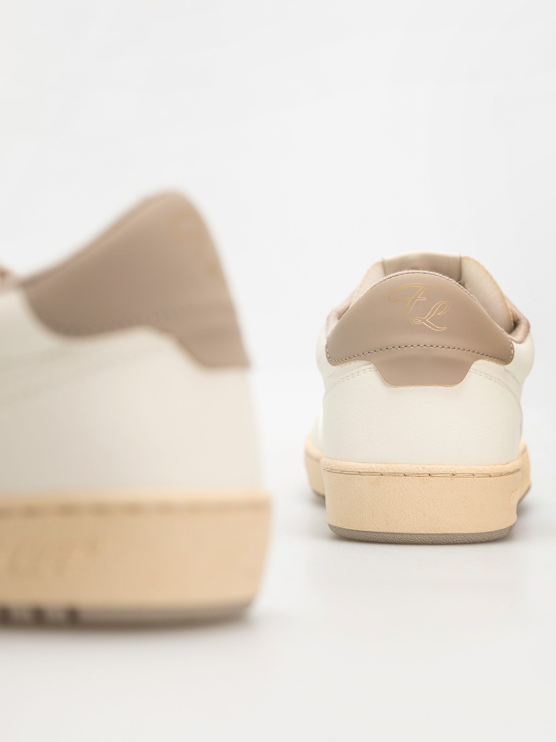 Flamingos Life Shoes Stadion (moon)