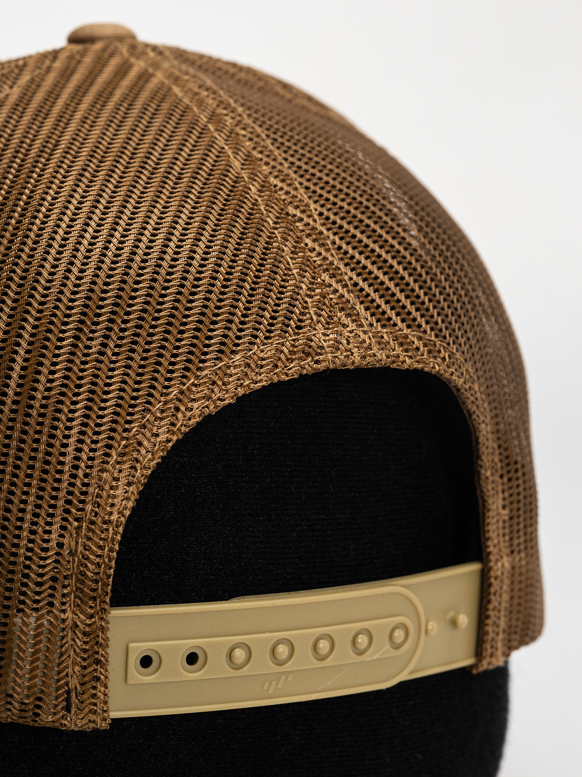 Columbia Mesh Snap Back High Cap (delta/shark/c)