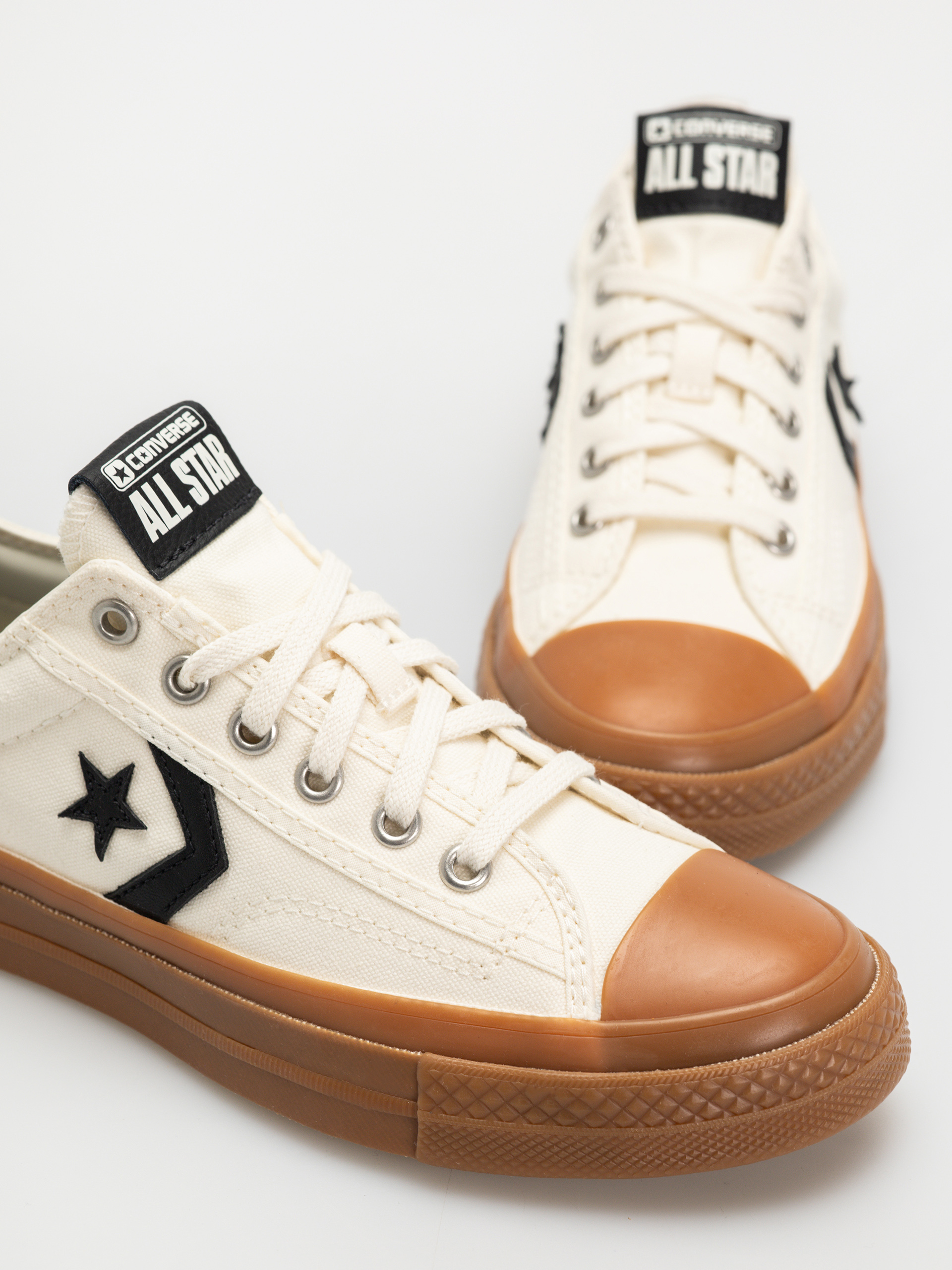 Converse Shoes Star Player 76 Ox (egret/gum honey/black)