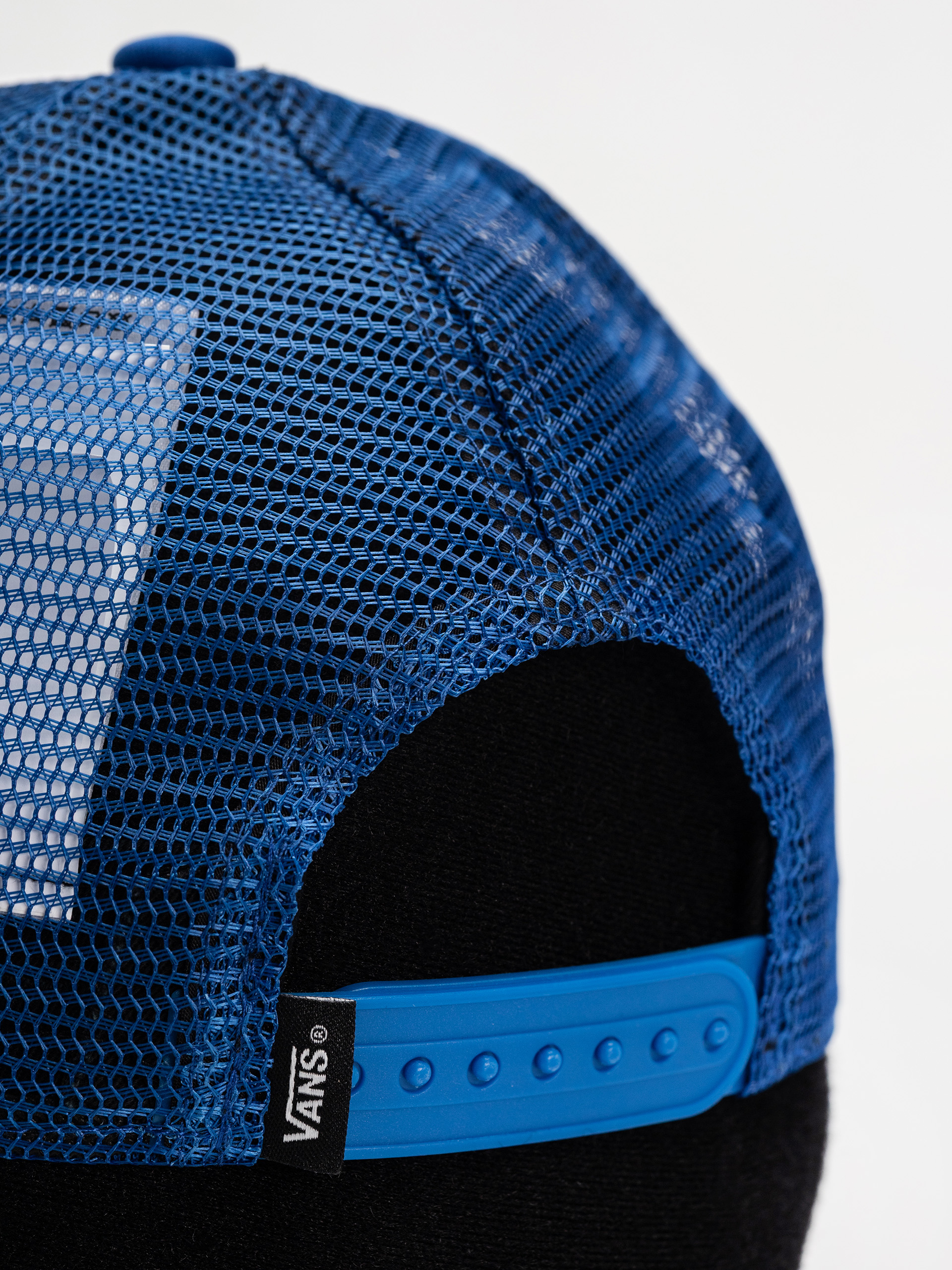 Vans Classic Patch Curved Bill Trucker Cap (true blue)