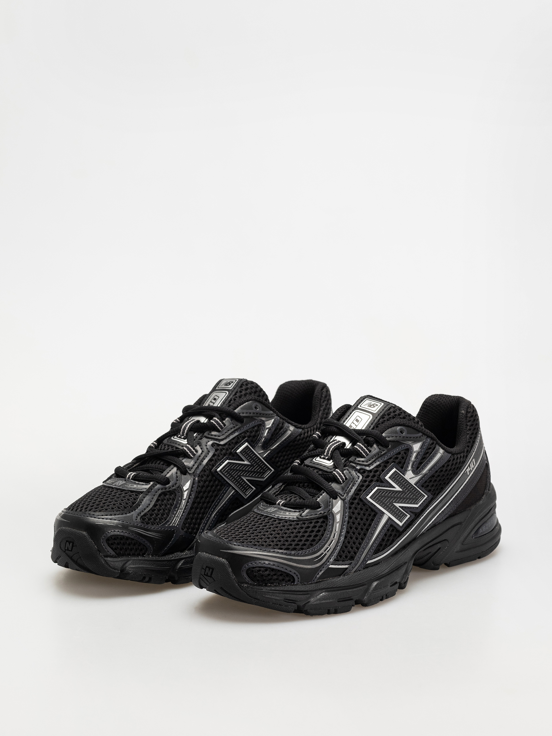 New Balance 740 Shoes (black)