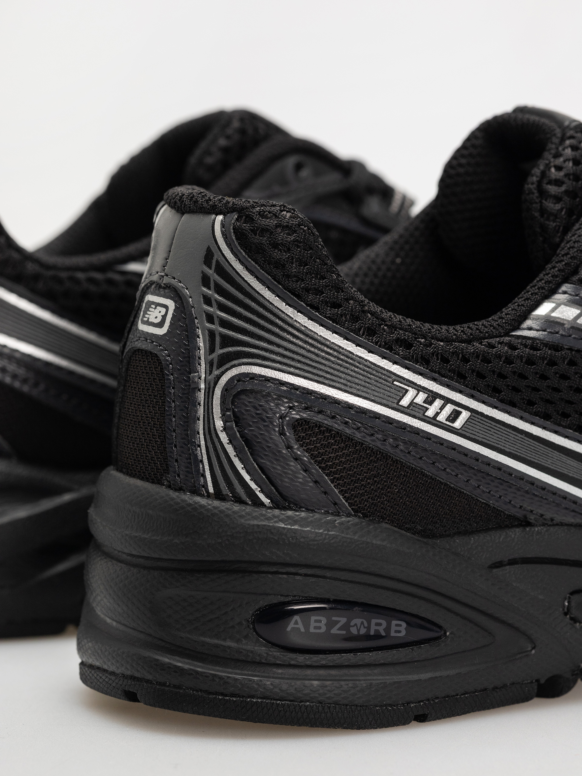 New Balance 740 Schuhe (black)