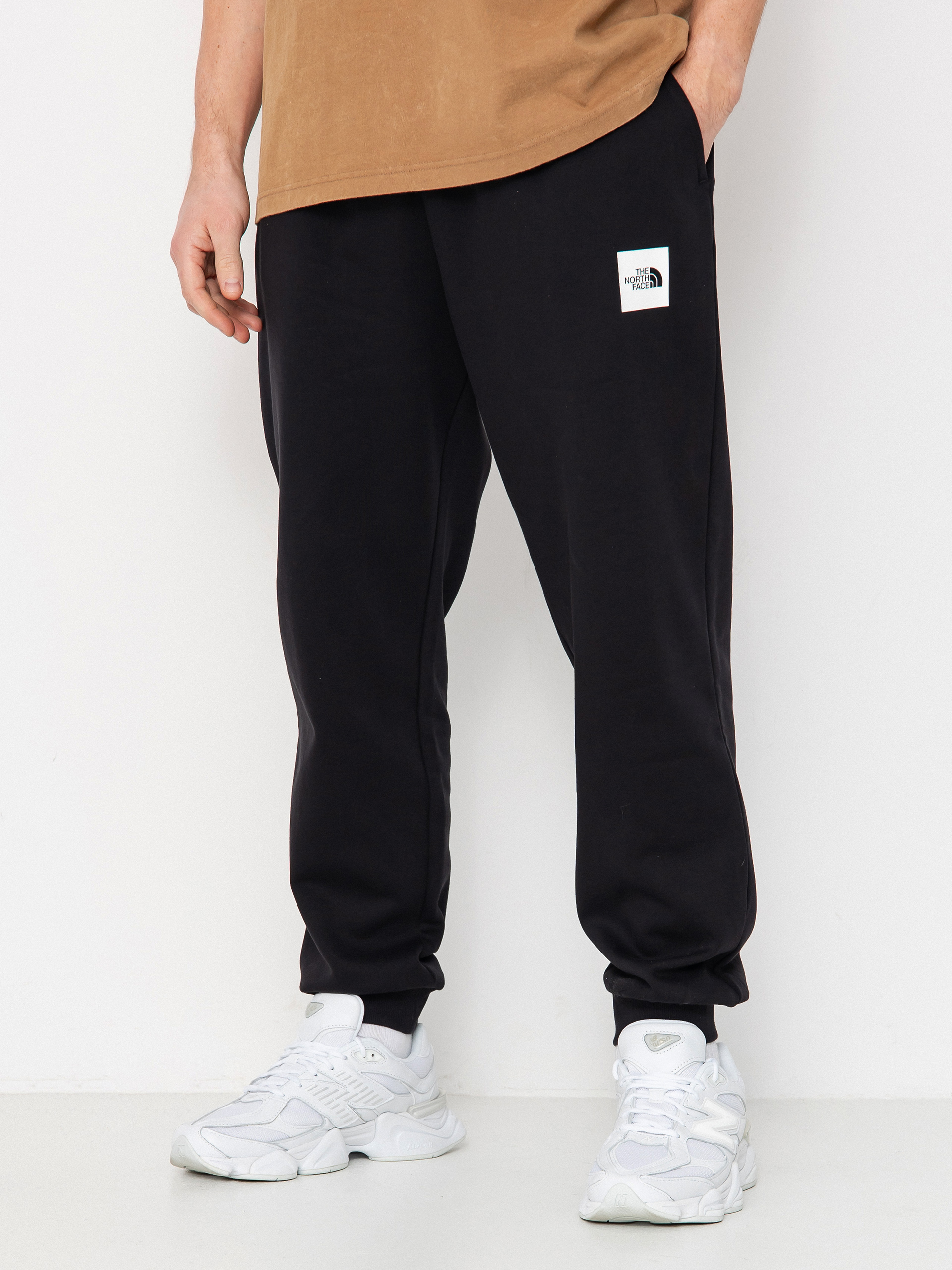 The North Face Fine Regular Tapered Jogger Hose (tnf black)