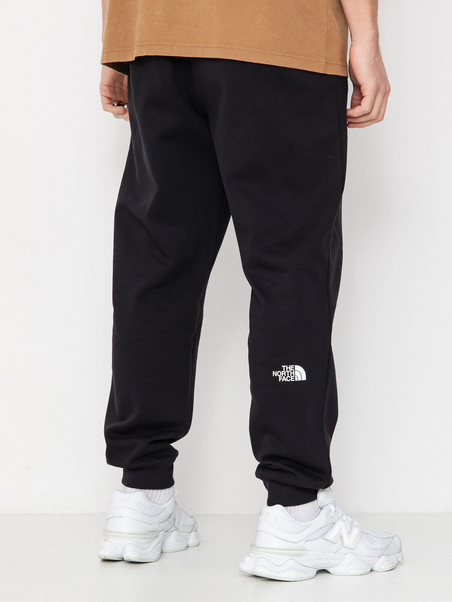 The North Face Fine Regular Tapered Jogger Hose (tnf black)