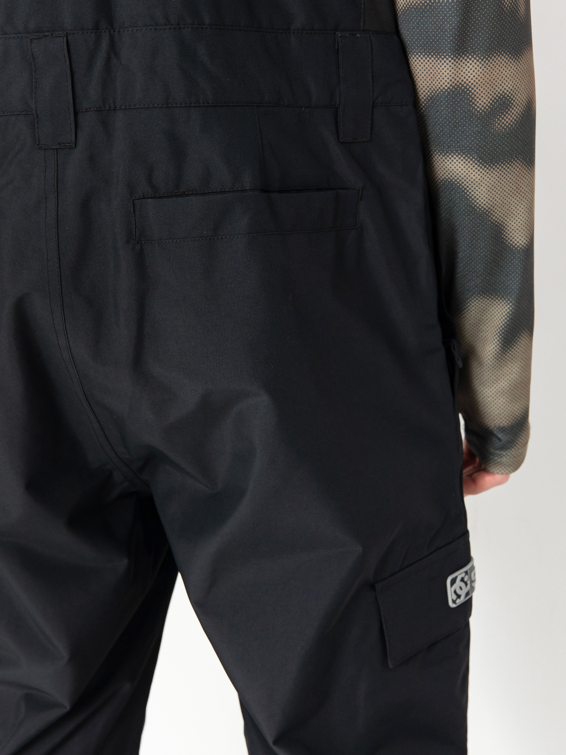 Mens DC Docile Bib Snowboard pants (black)