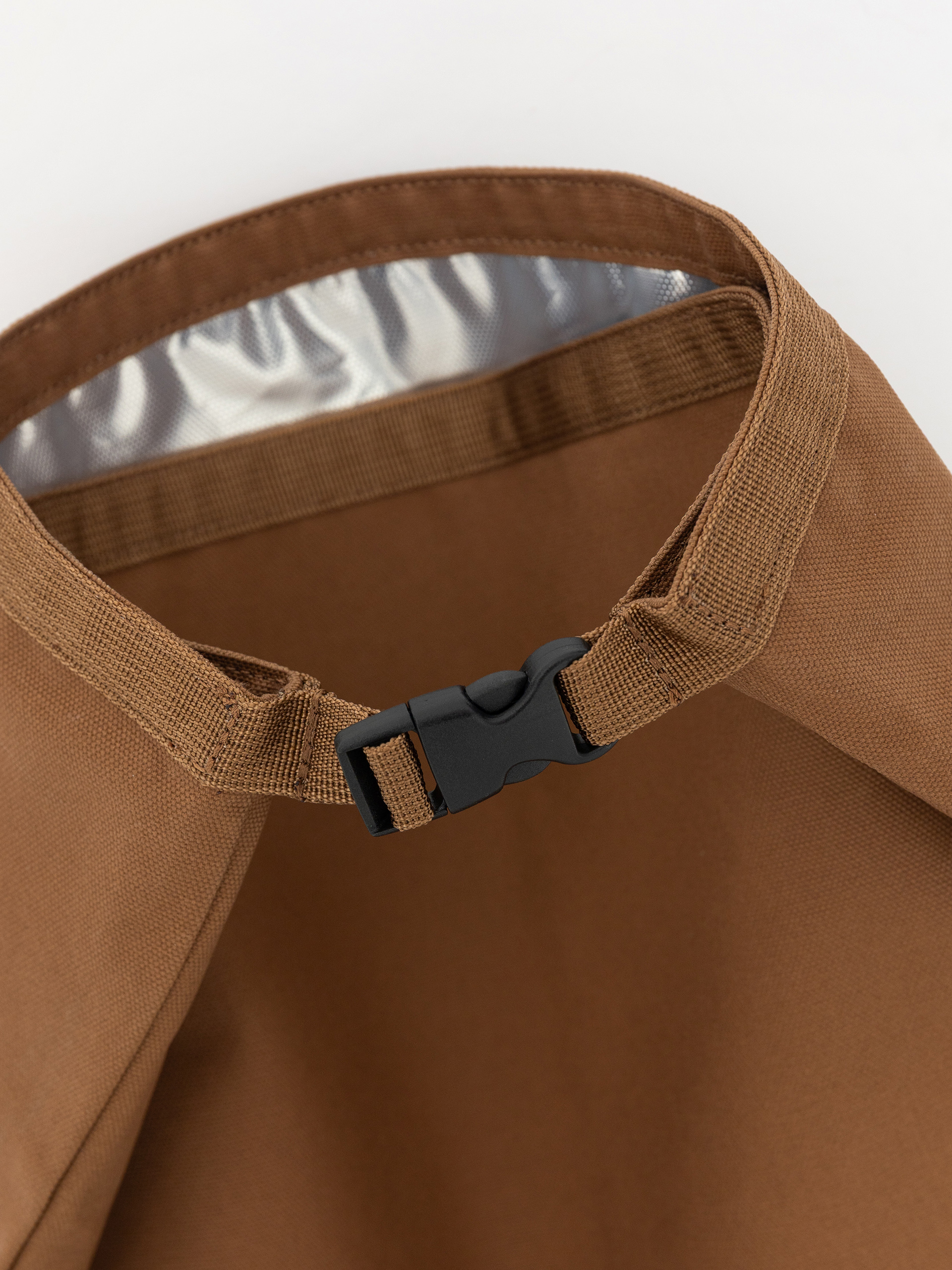 Carhartt WIP Canvas Roll Up Insulated Bag Bag - brown (hamilton brown)