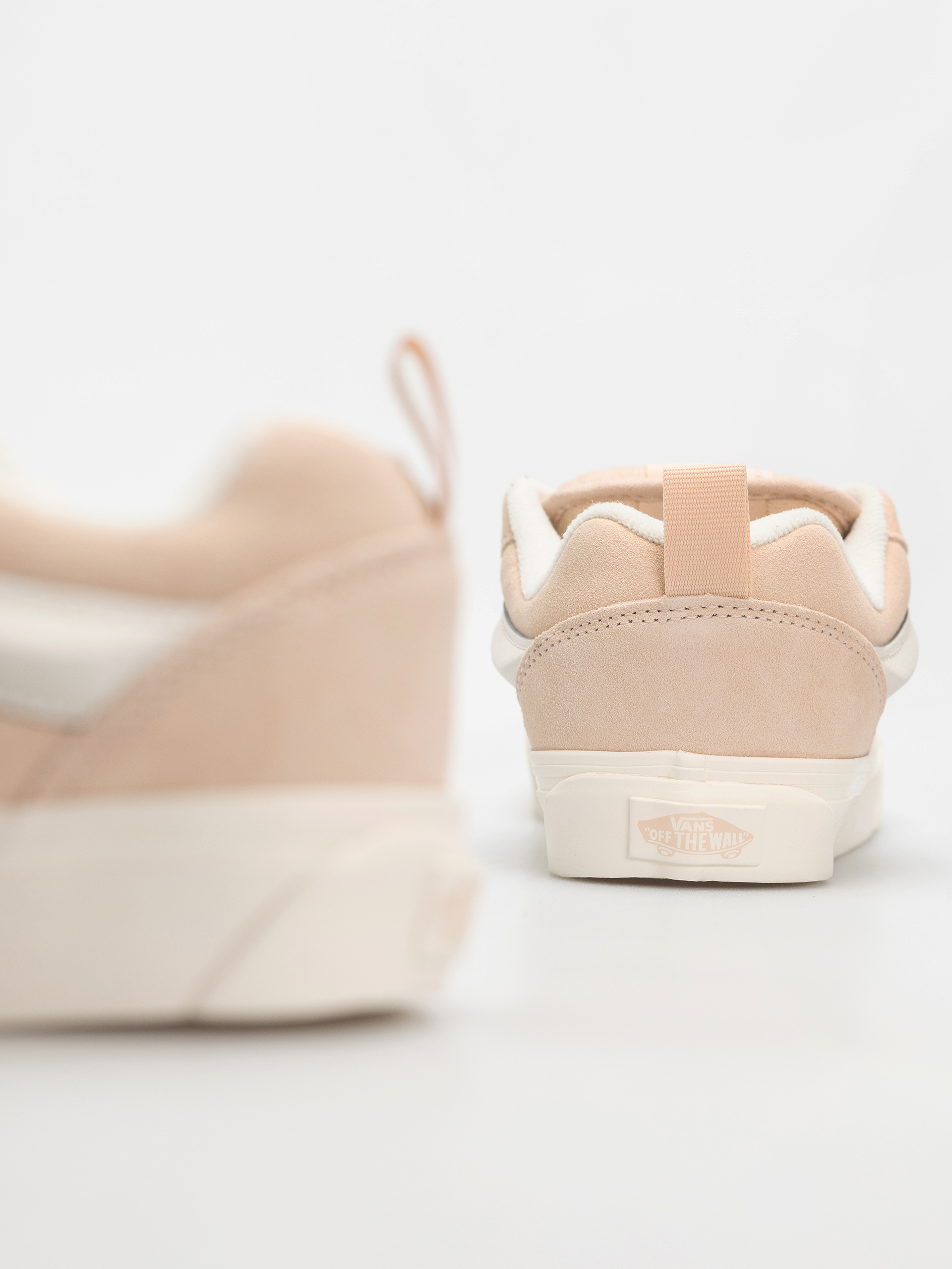 Vans Knu Skool Shoes (floral laces sun kiss)