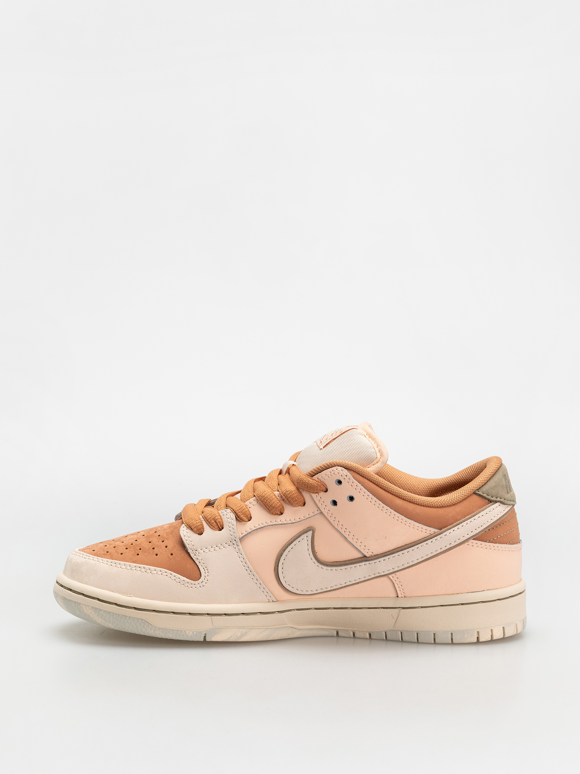 Nike SB Dunk Low Pro Prm Schuhe (amber brown/guava ice crimson tint hemp)