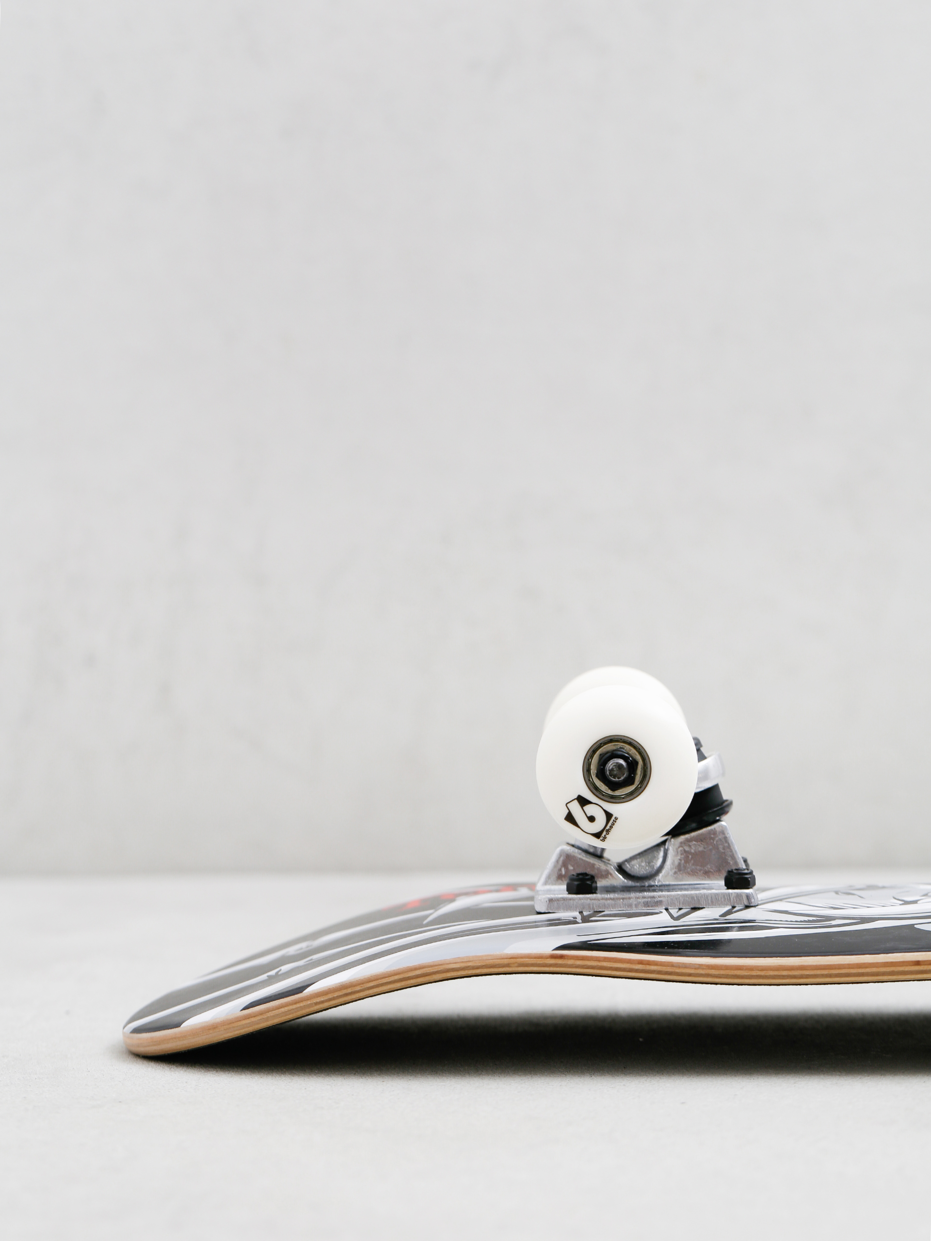 Birdhouse Hawk Falcon III Skateboard (black)