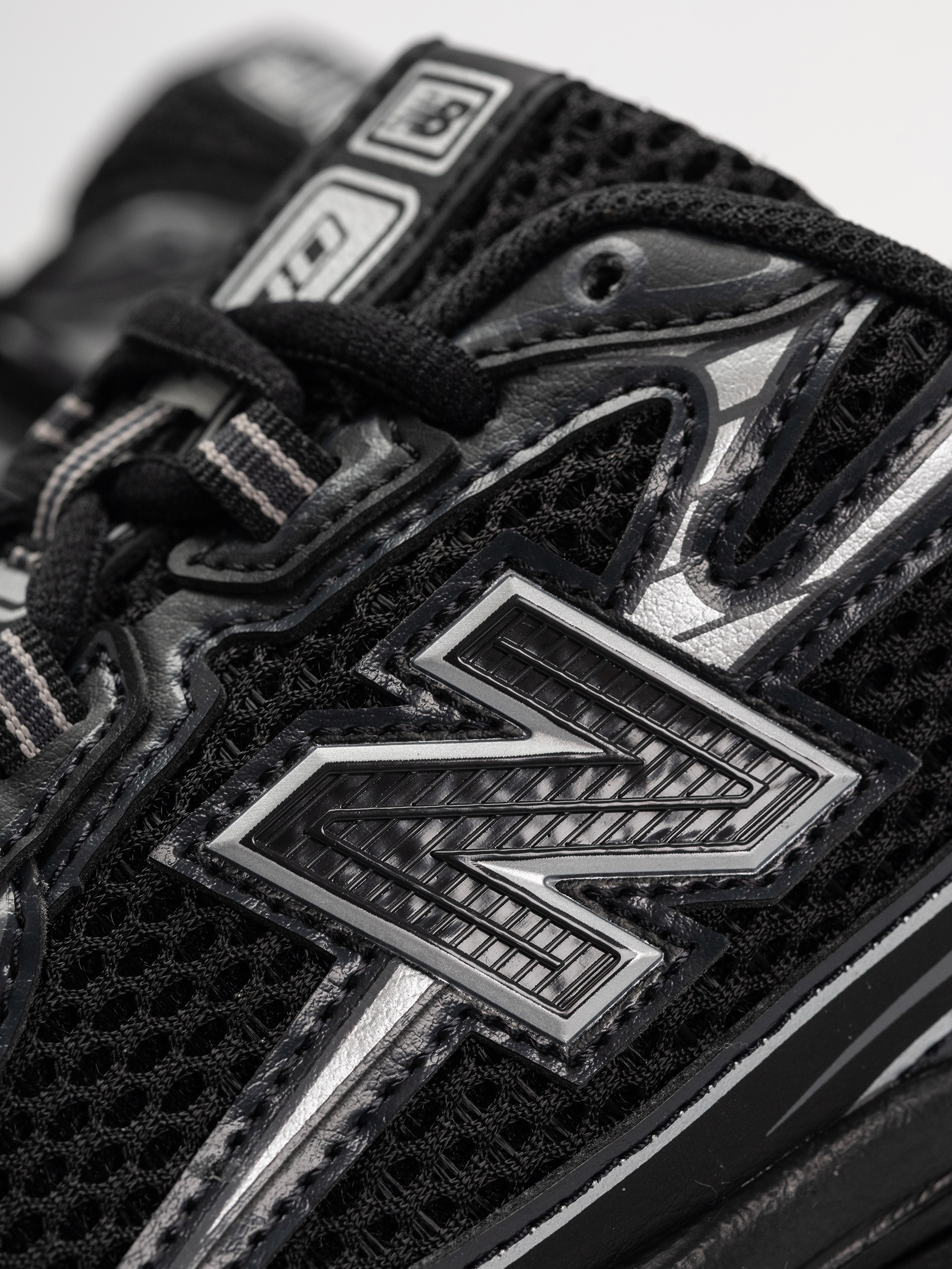 New Balance 740 JR Schuhe (black)