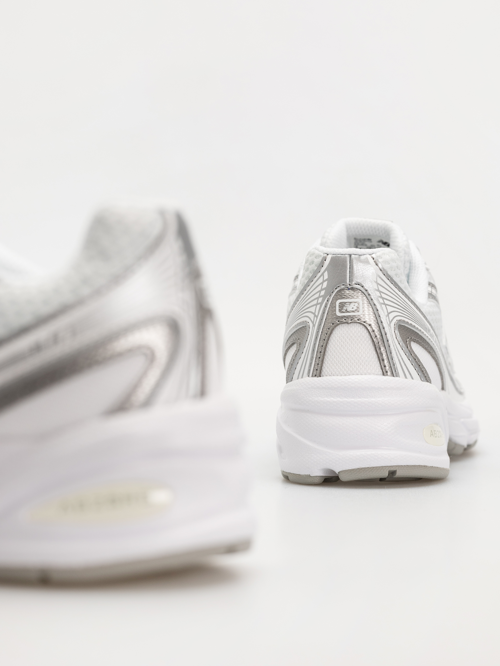 New Balance 740 JR Shoes (white)