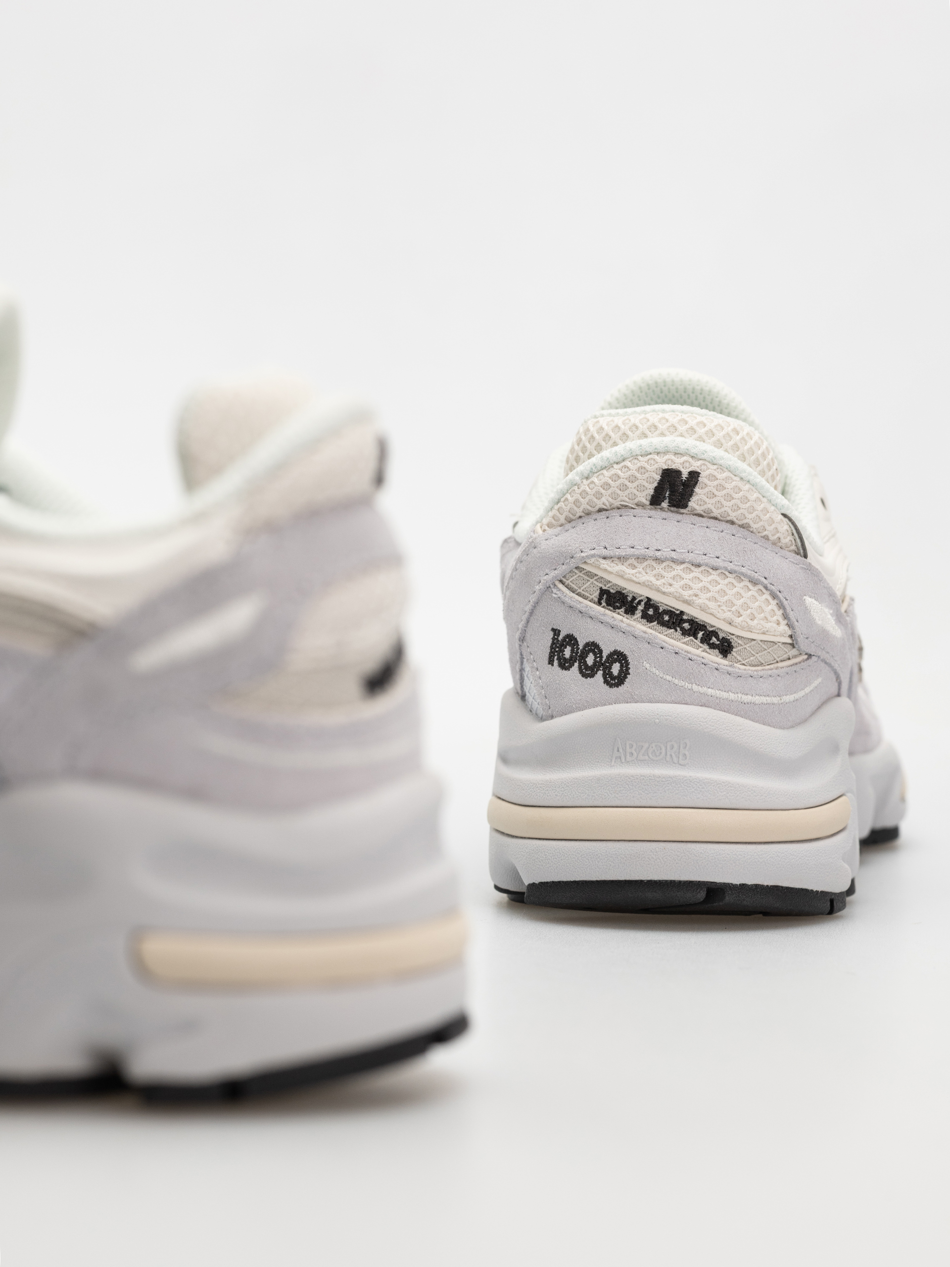 New Balance 1000 Shoes (pearl grey)