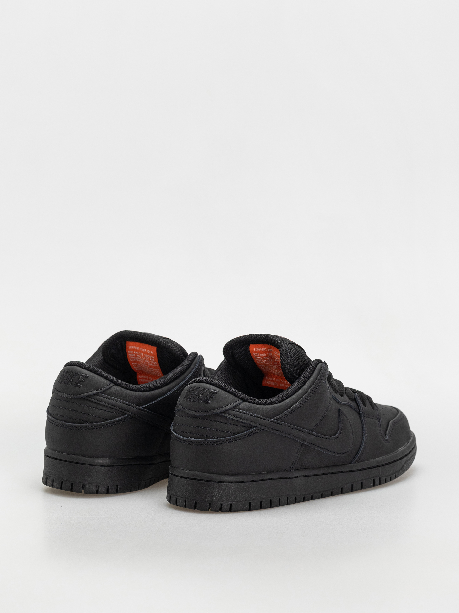 Nike SB Dunk Low Pro Schuhe (black/black black black)