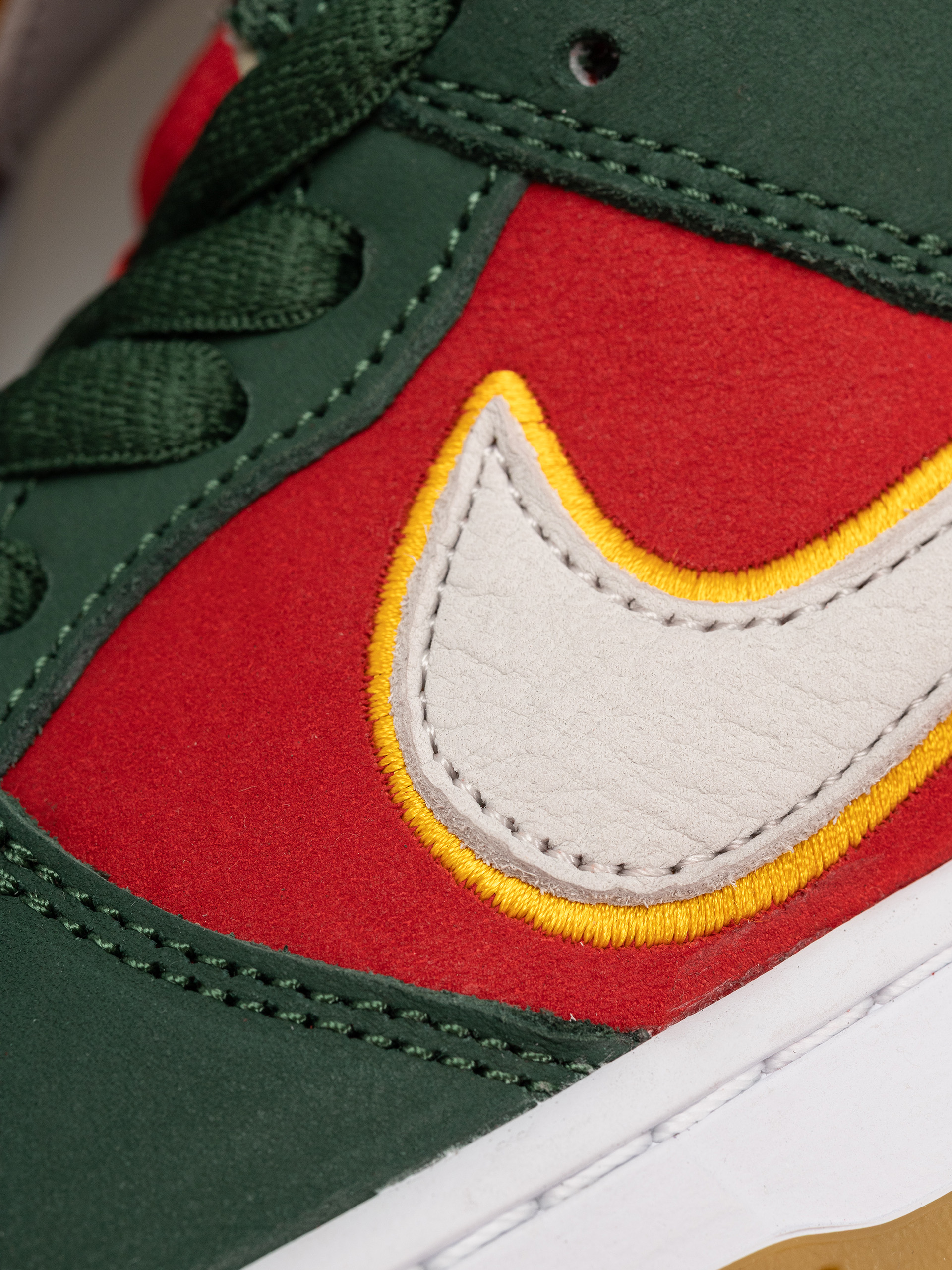 Nike SB Dunk Low Pro Prm Shoes (fir/white university gold fire red)