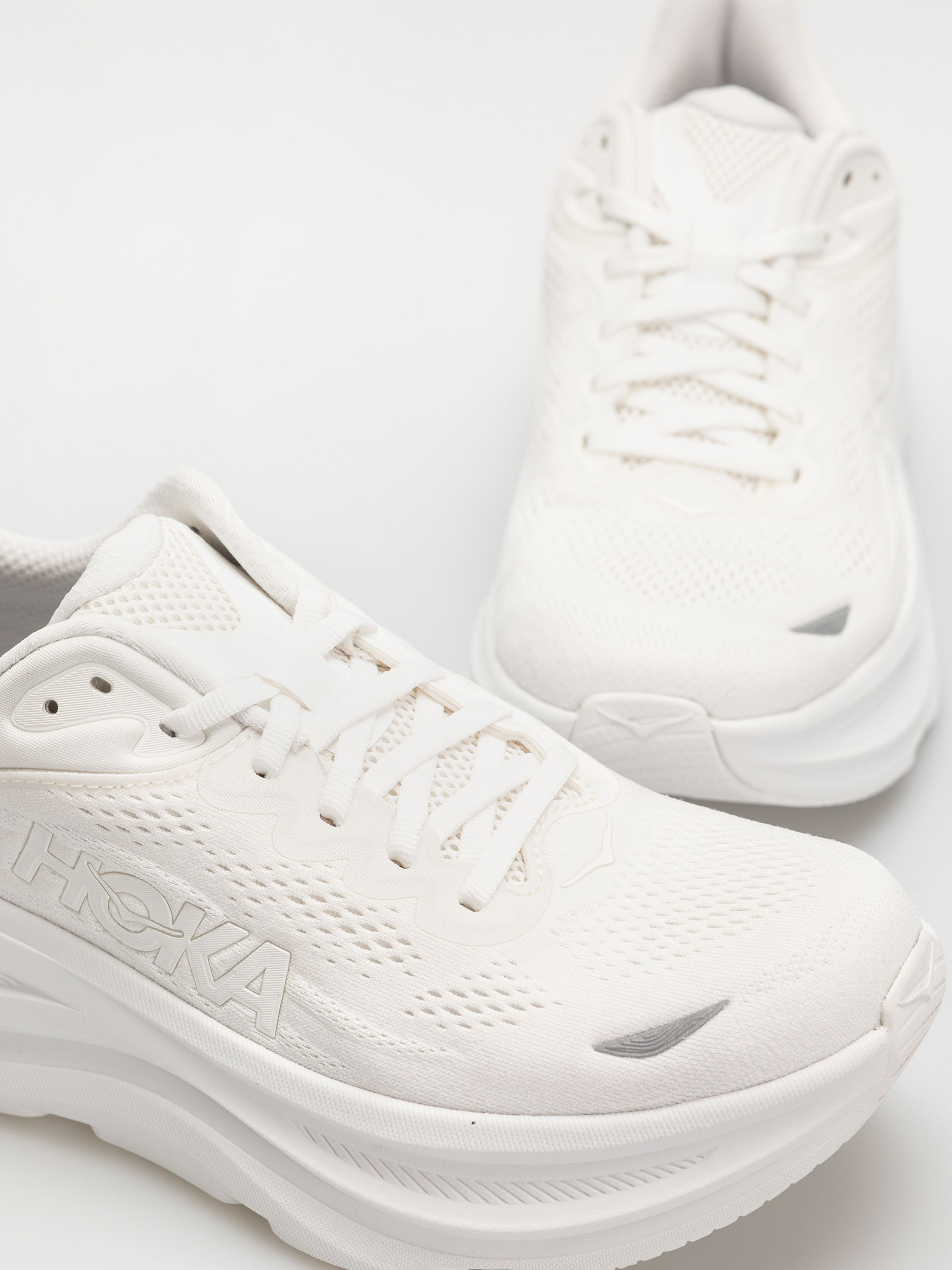 Hoka Shoes Bondi 9 (white/white)