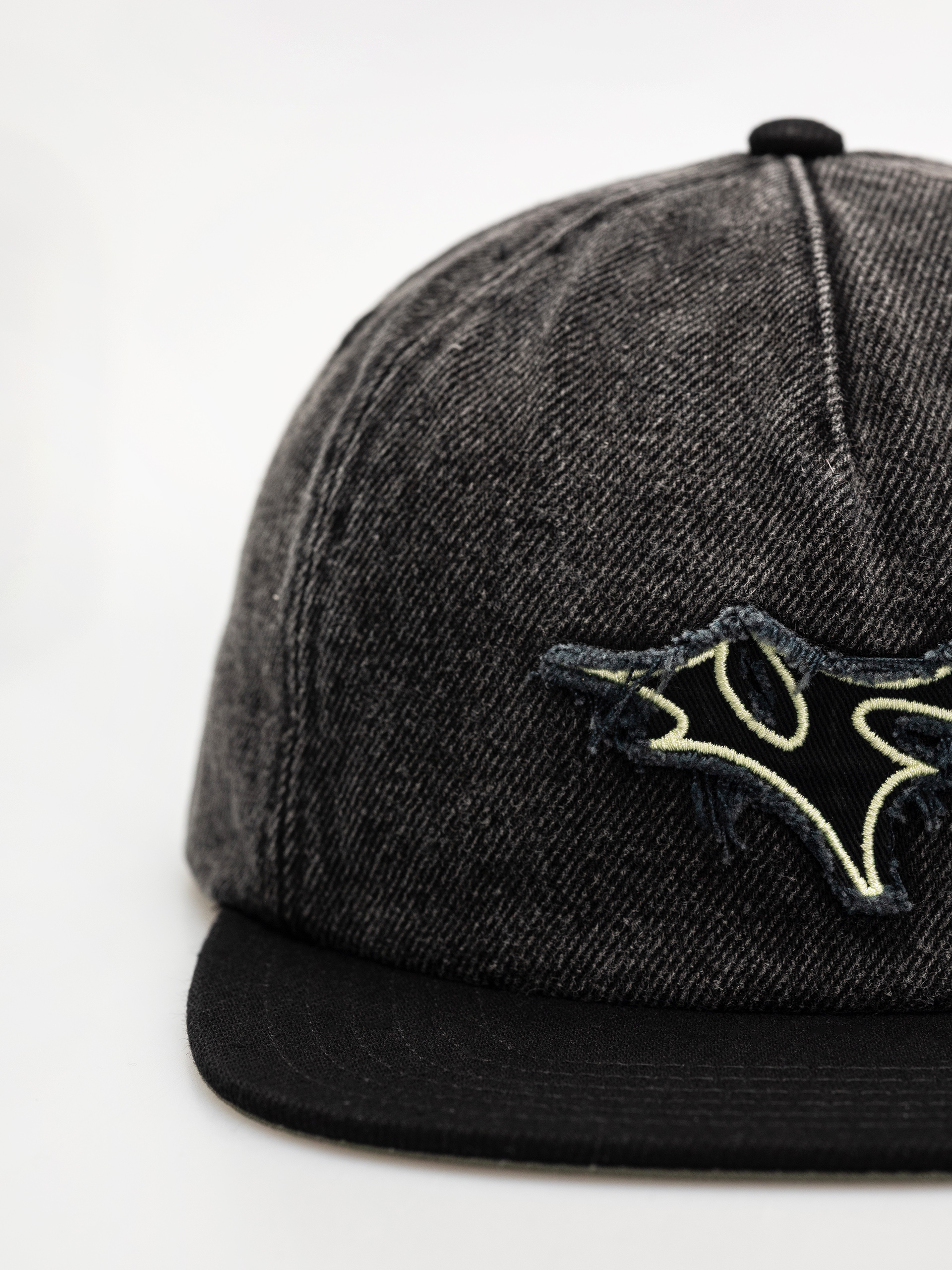 Vans Skate V Thorn Unstructured Cap (black)