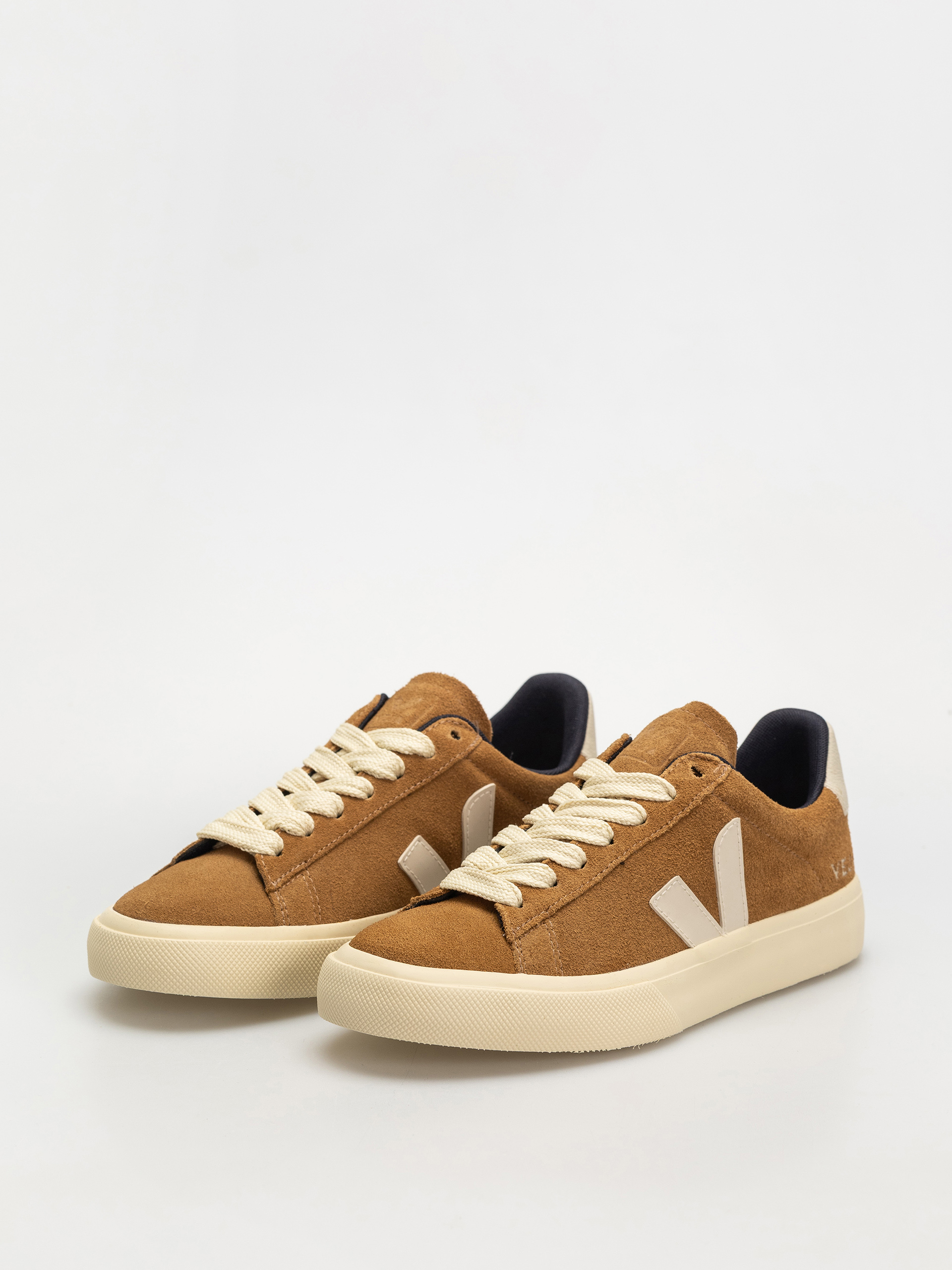 Veja Campo Bold Shoes Wmn (camel pierre)