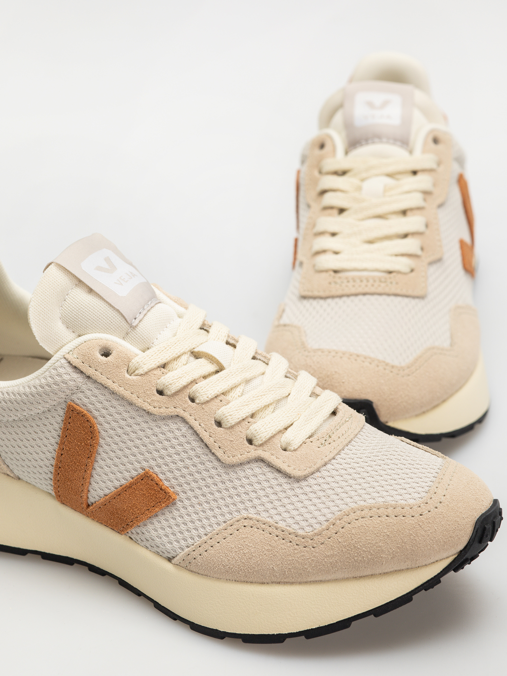 Veja Paulistana Schuhe Wmn (natural umber)