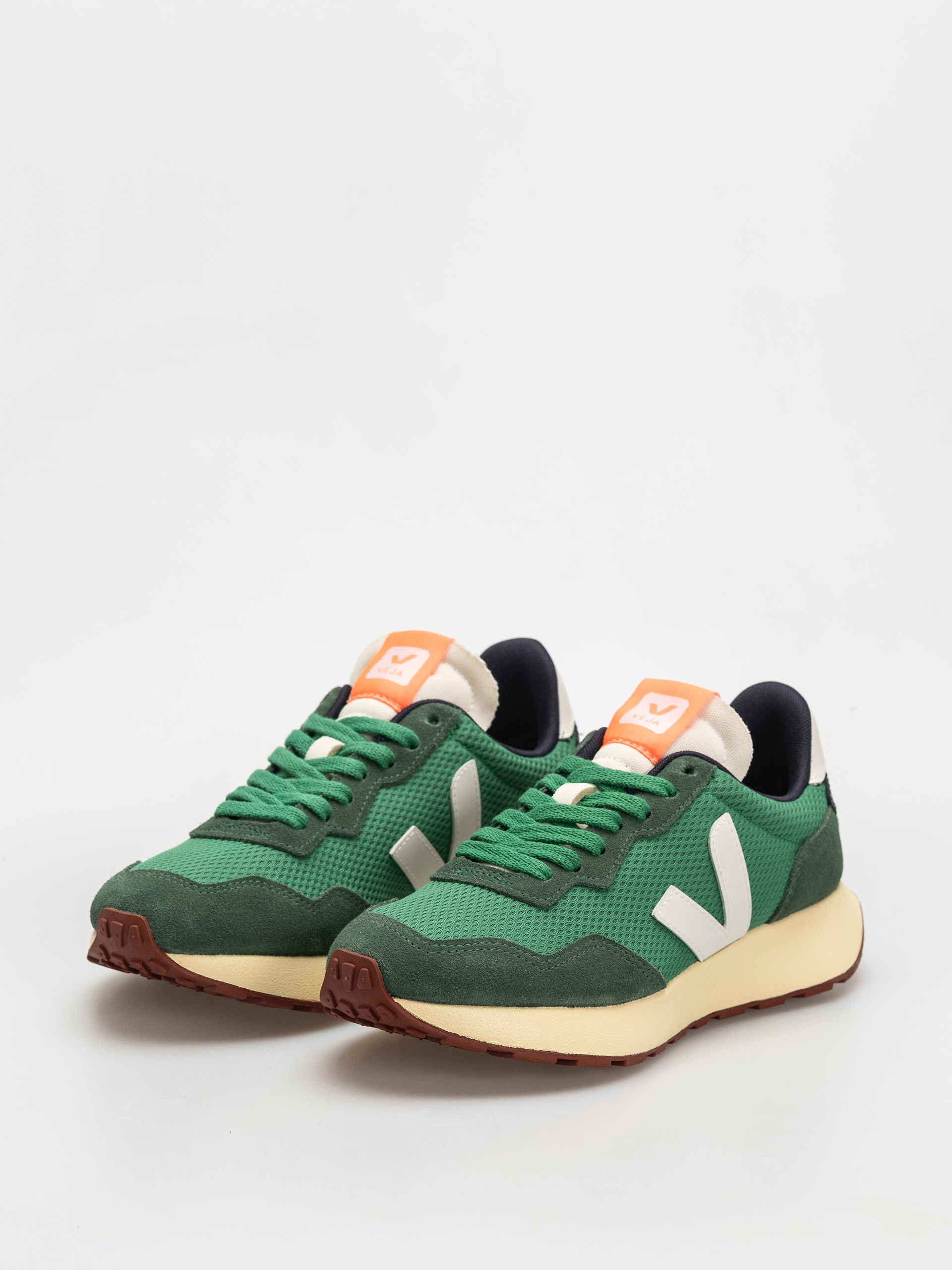 Veja Paulistana Shoes Wmn (emeraude white)