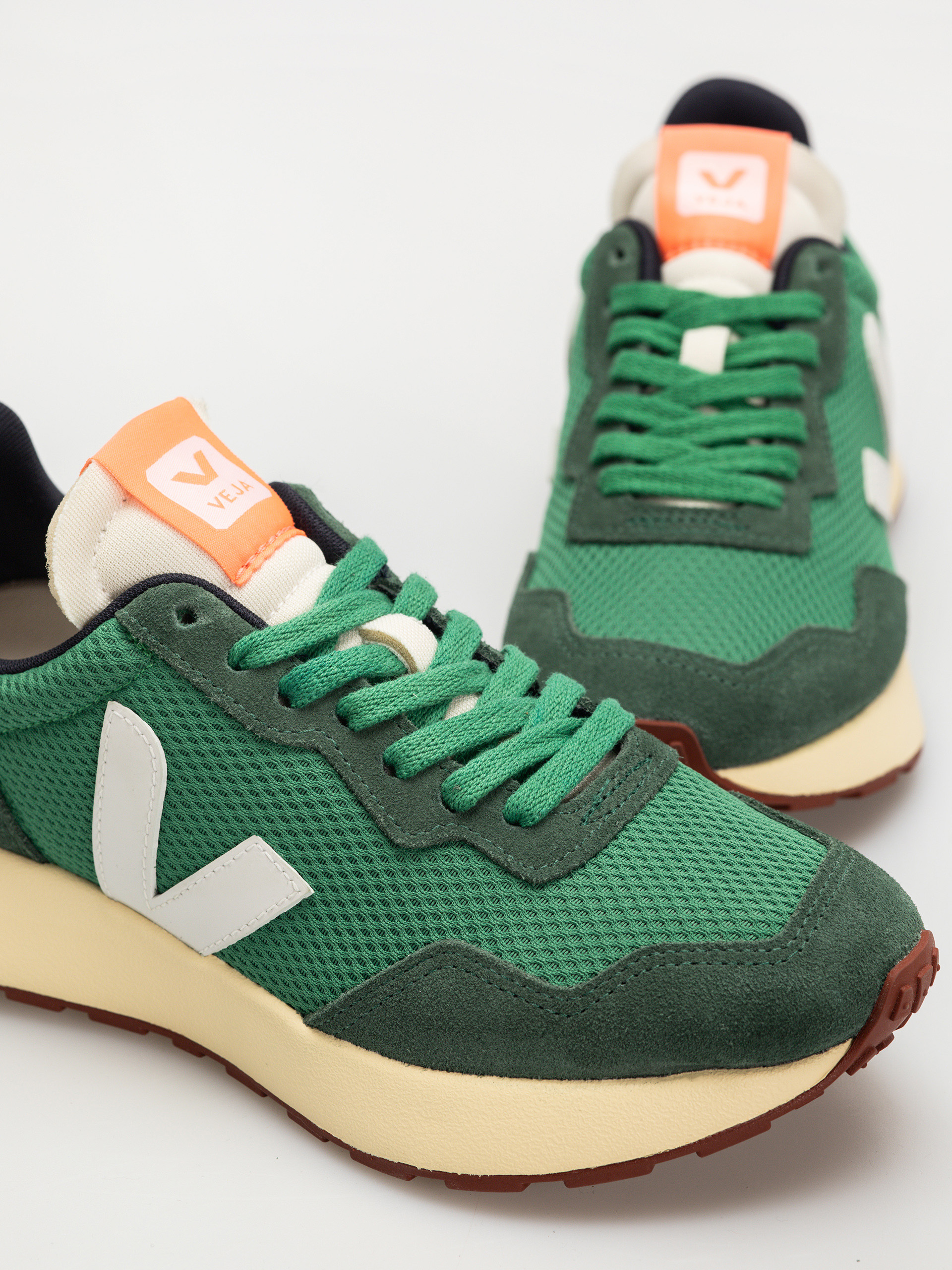 Veja Paulistana Wmn Shoes (emeraude white)