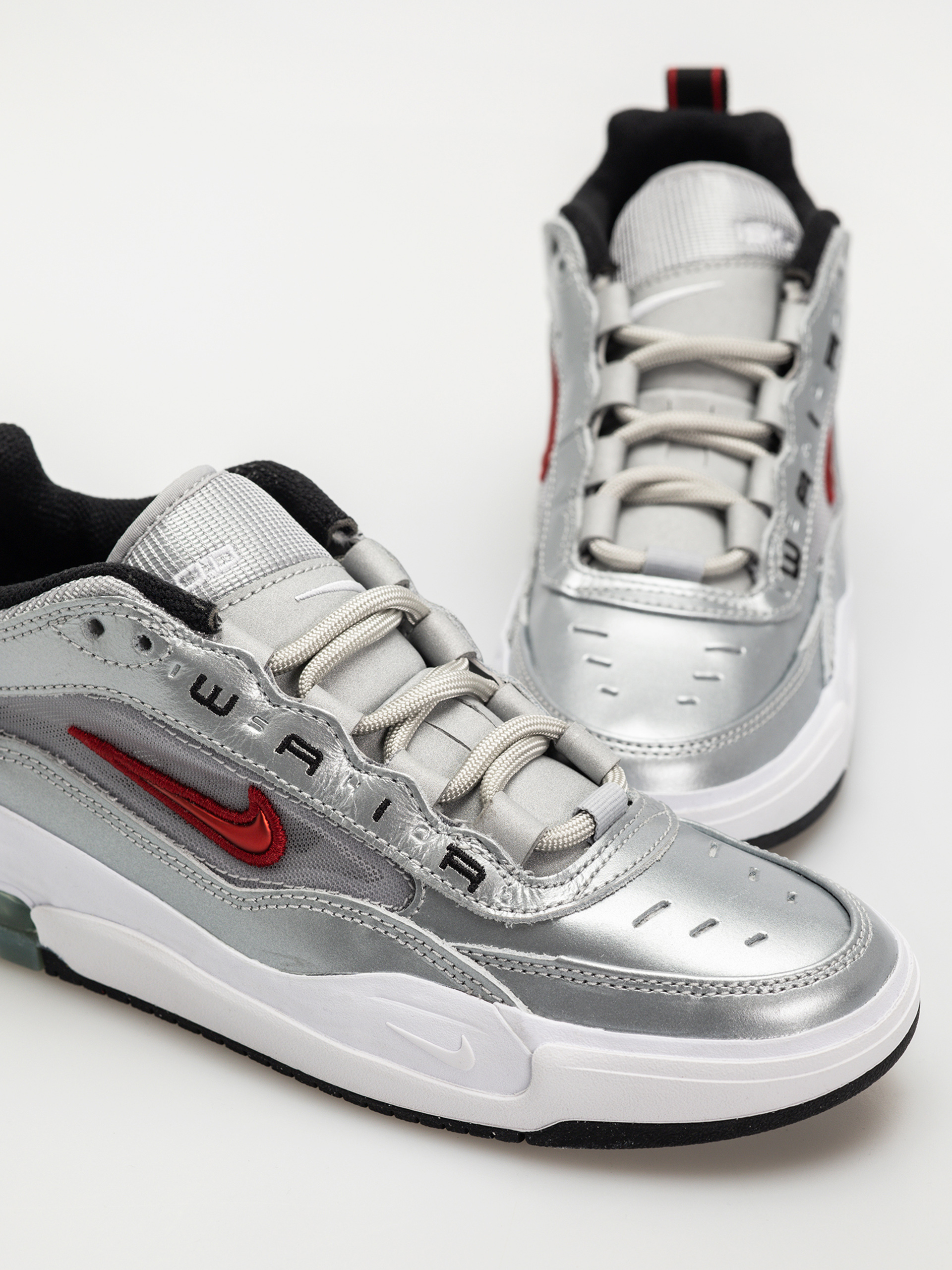 Nike SB Schuhe AIR MAX ISHOD PRM (metallic silver/varsity red)