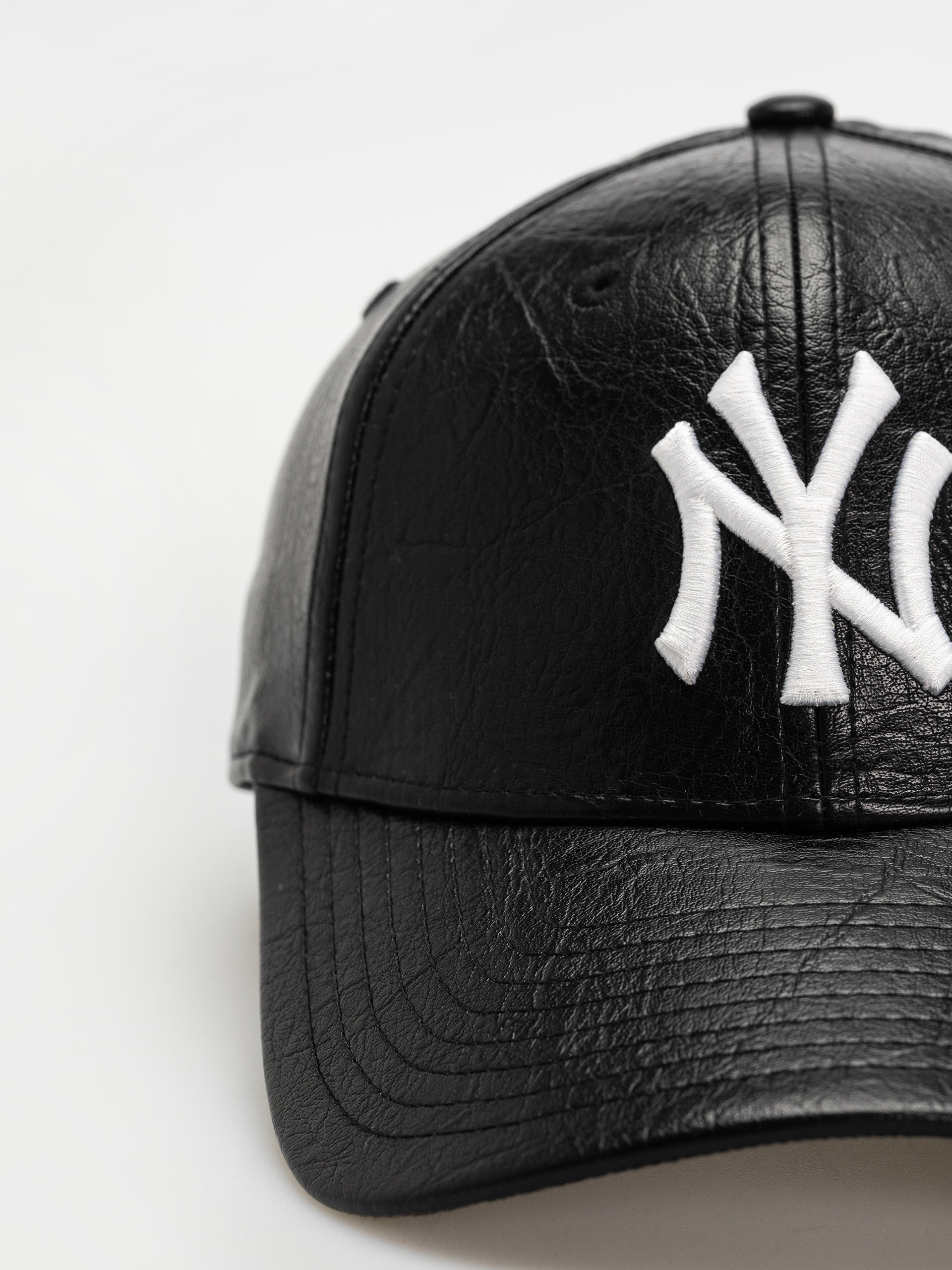 New Era★Crinkled Pu 9Forty New York Yankees キャップ New Era Cap Crinkled Pu 9Forty New York Yankees Wmn - black