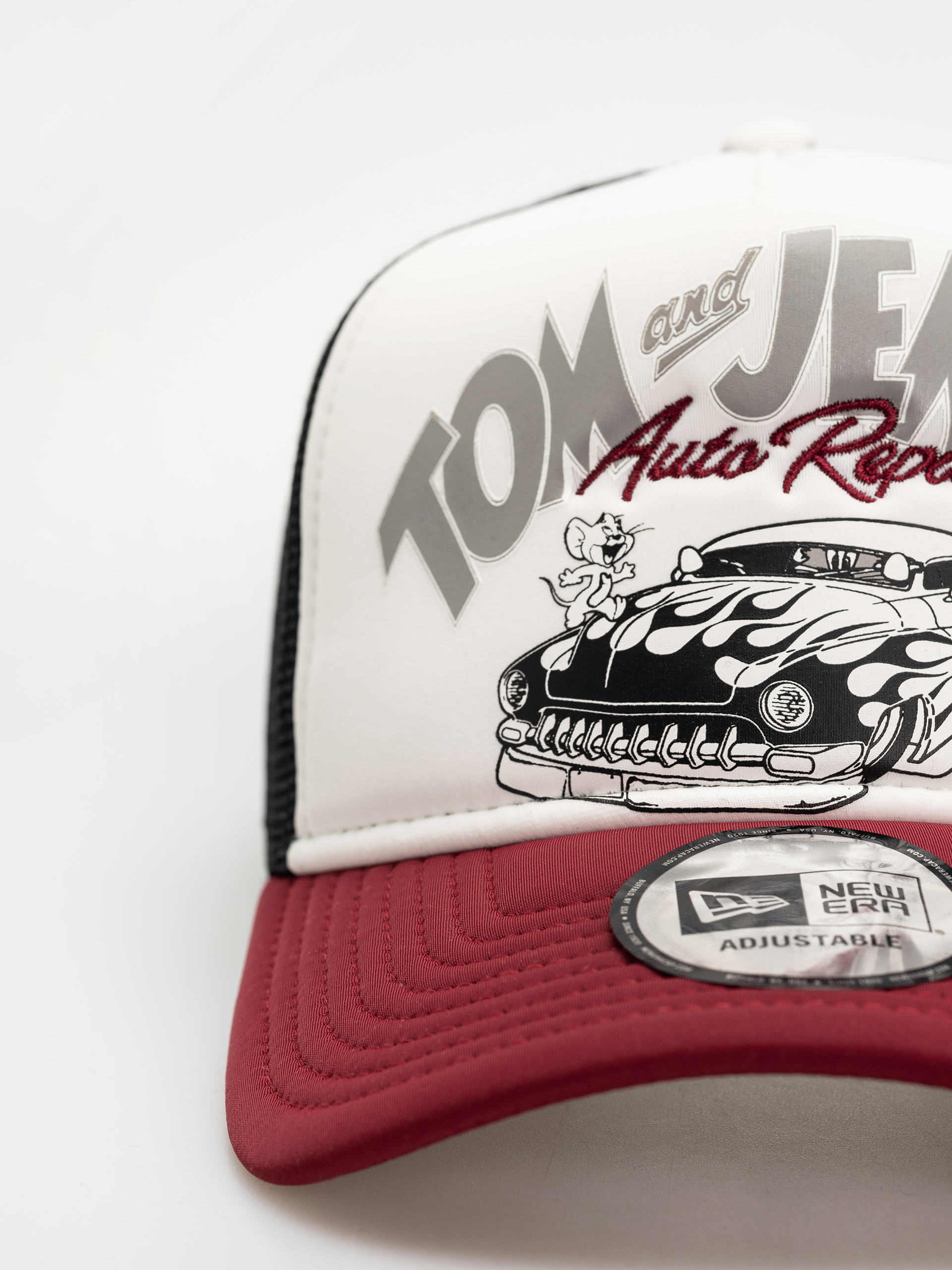 New Era Tom And Jerry Trucker Cap (dark red)