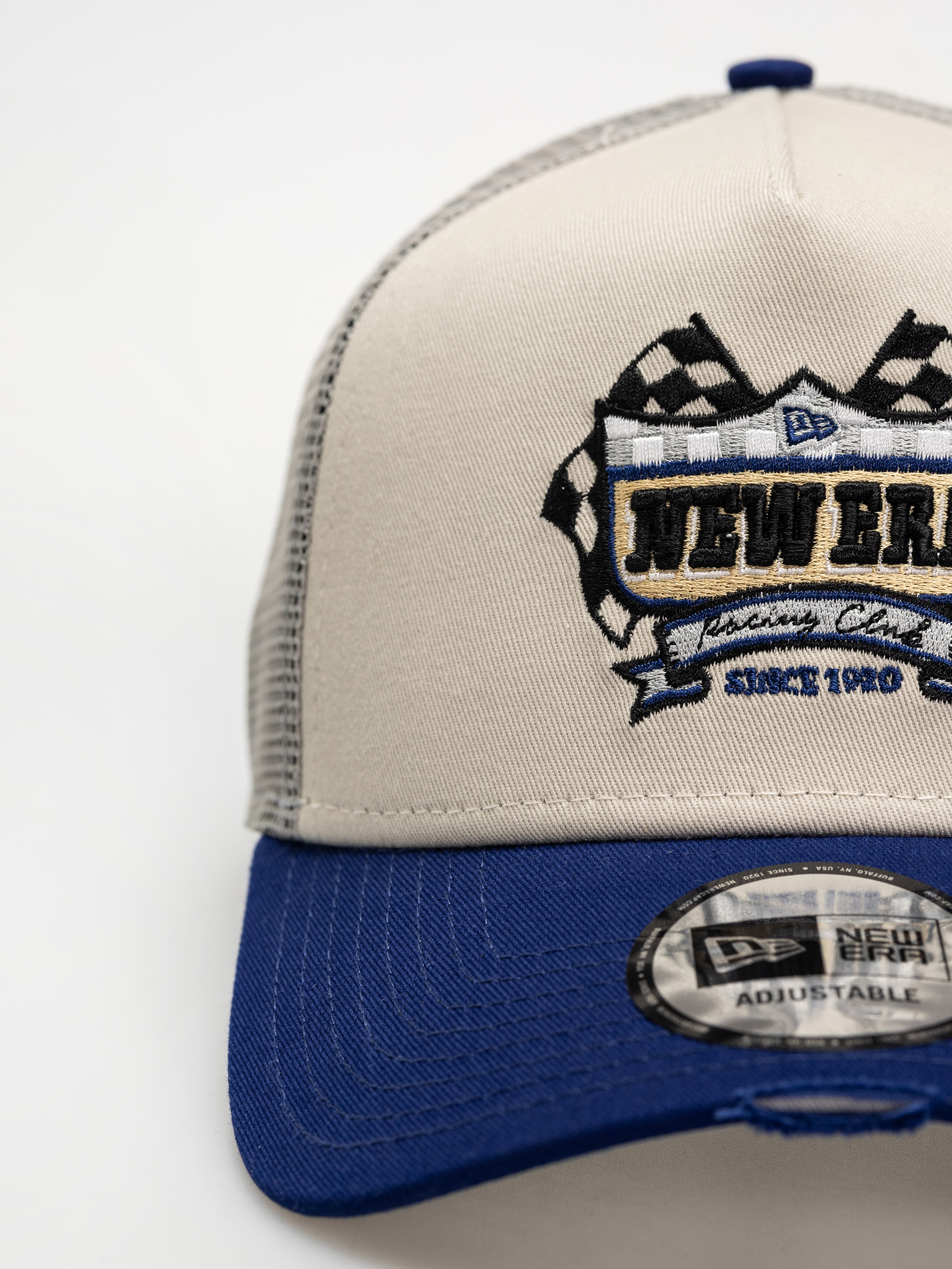 New Era Cap Motorsport Trucker (light beige)