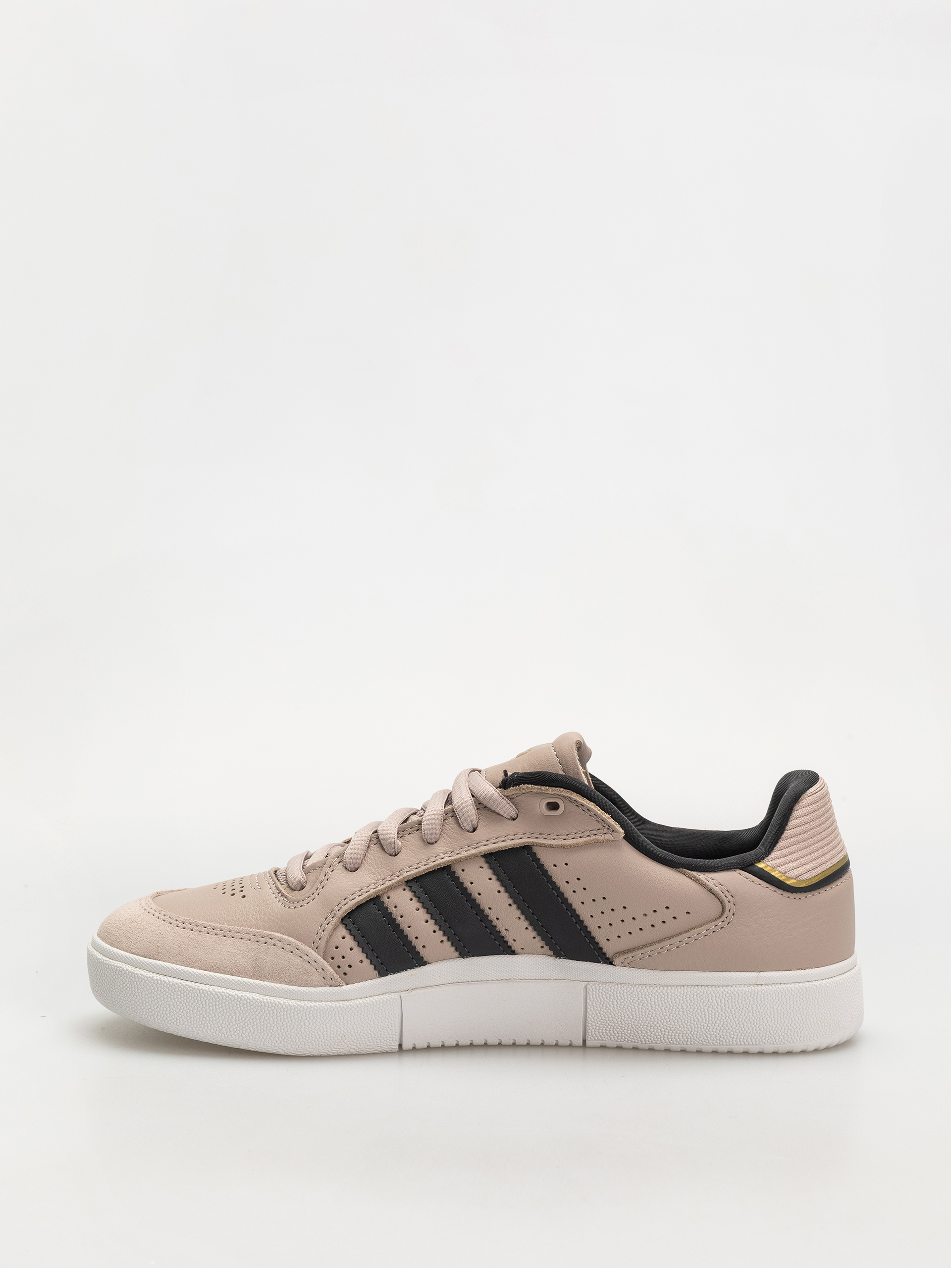 adidas Shoes Tyshawn Low (wontau/carbon/goldmt)