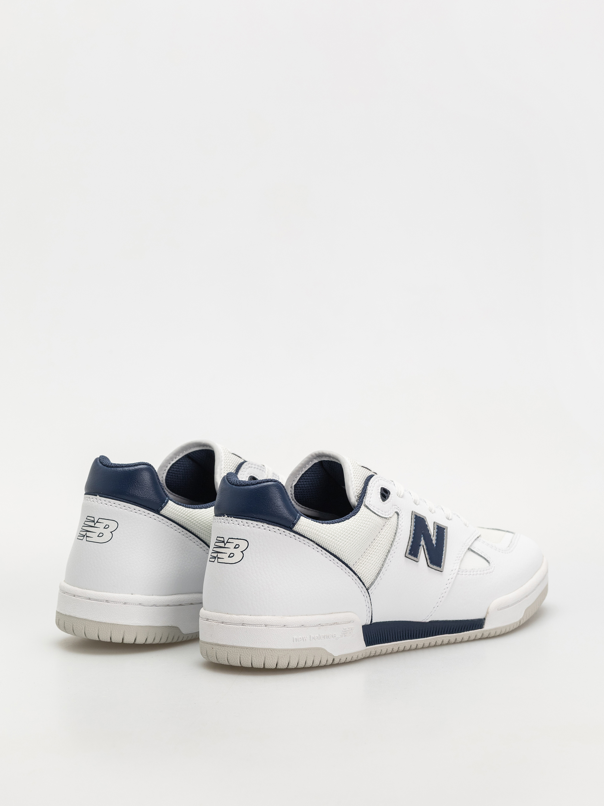 New Balance 600 Shoes (white)