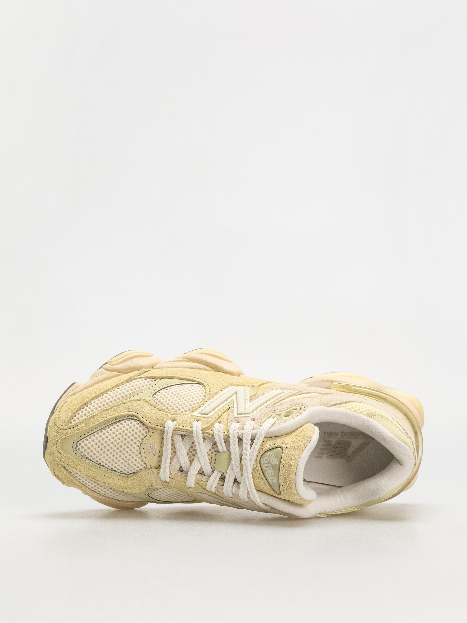 New Balance 9060 Schuhe (parchment)