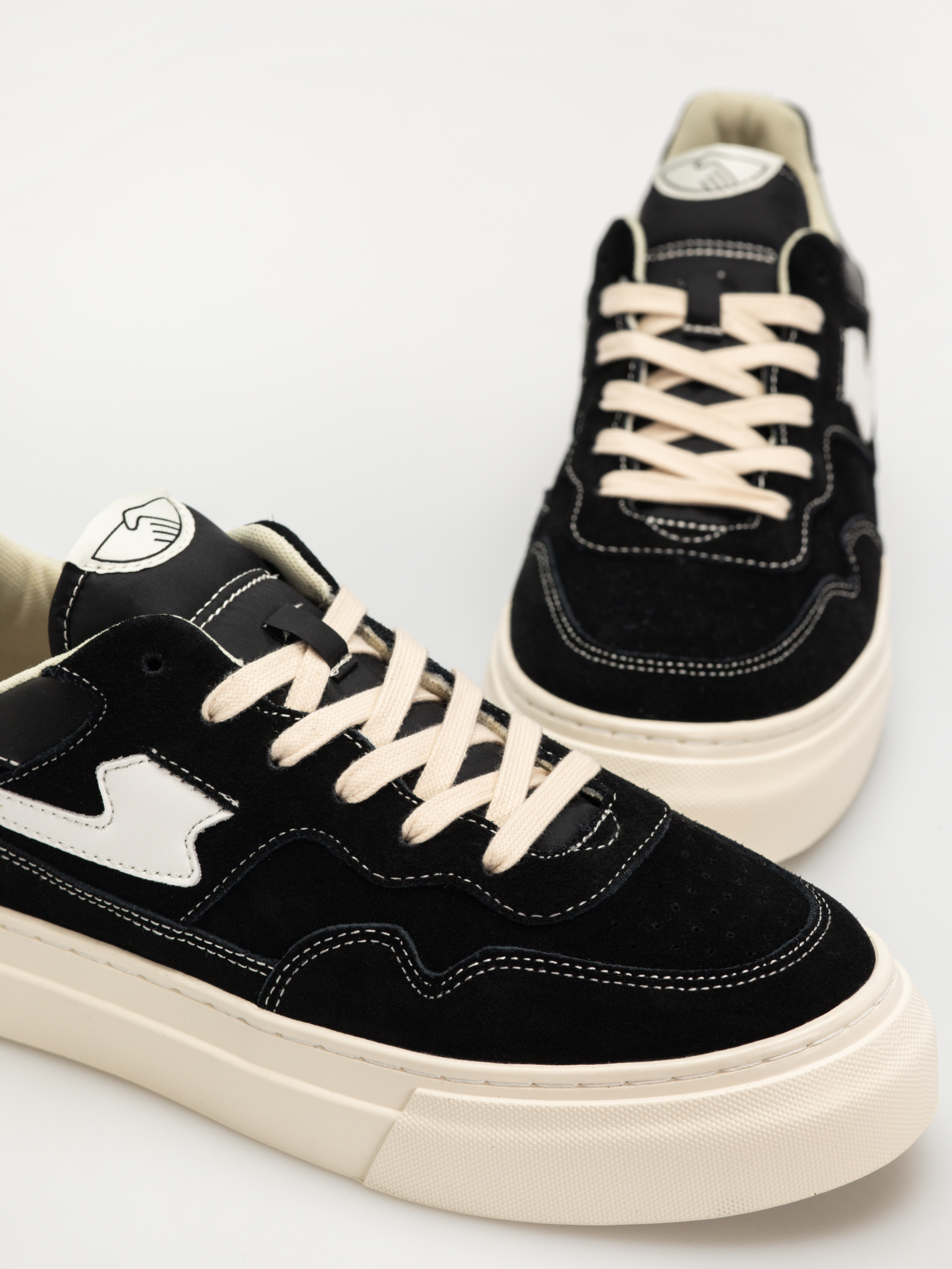 Stepney Workers Club Pearl S-Strike Shoes (black white)