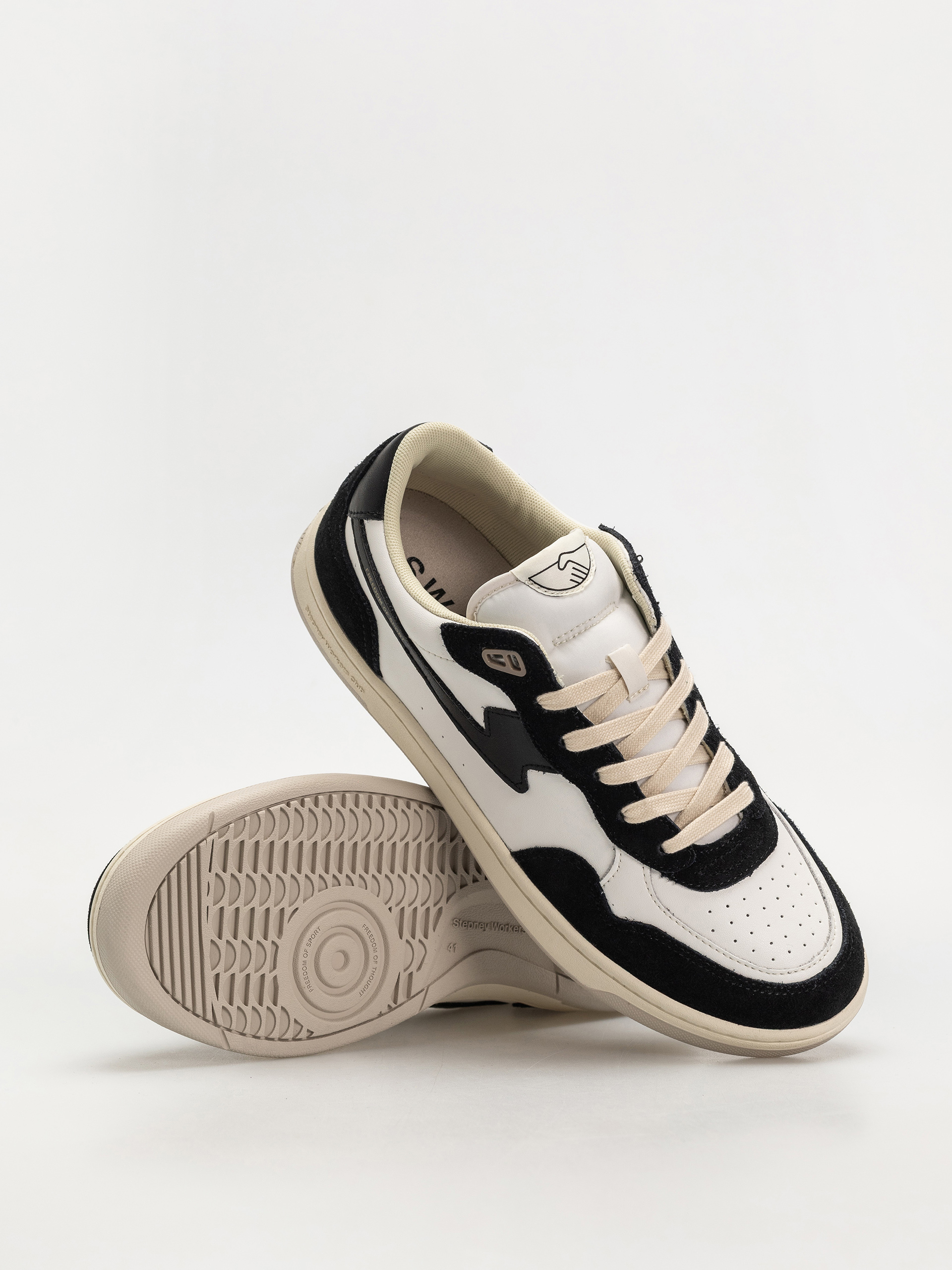 Stepney Workers Club Pro Cup 01 S-Strike Shoes (black white)