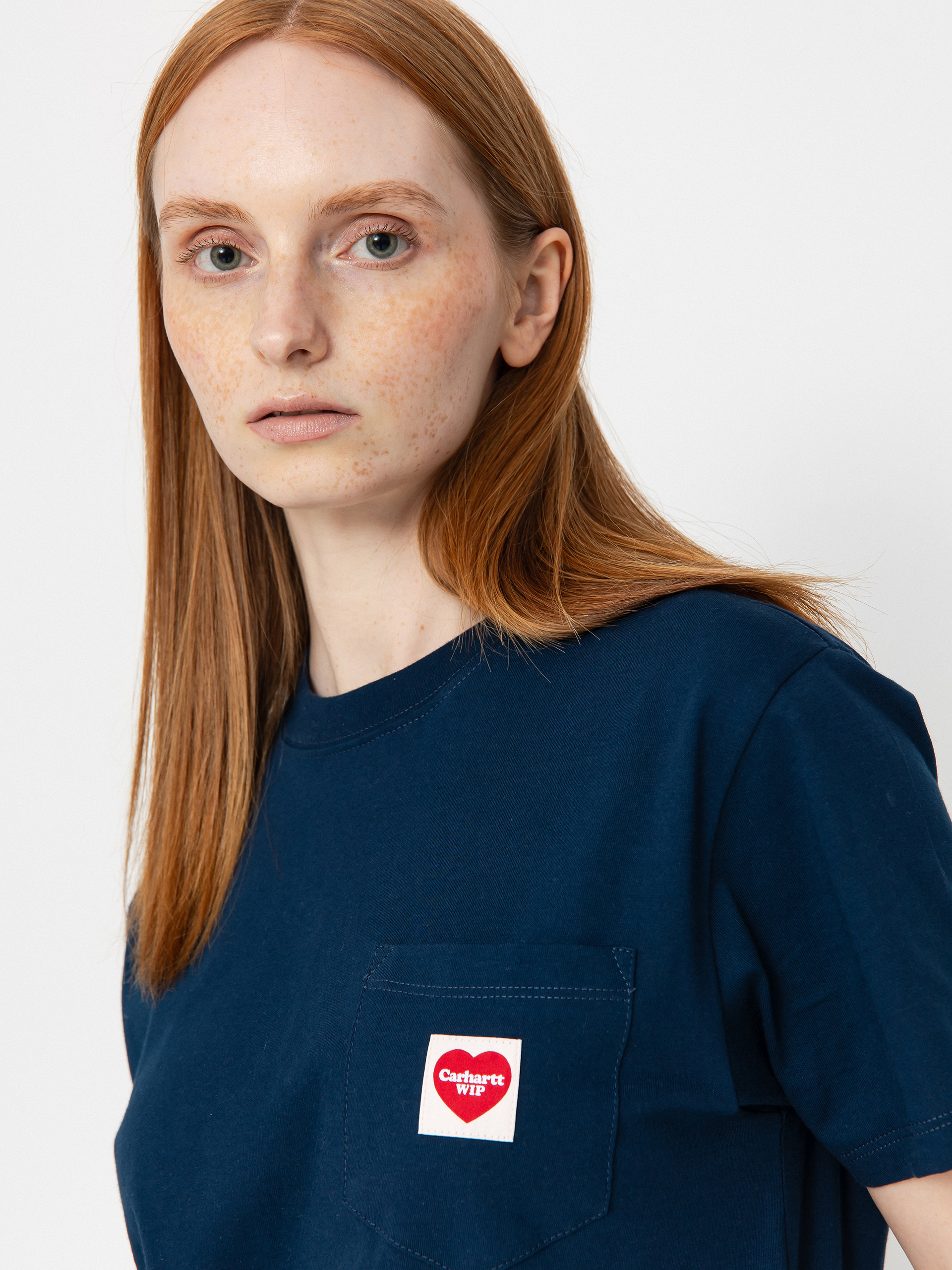 Carhartt WIP Pocket Heart Wmn T-Shirt (ink/red)